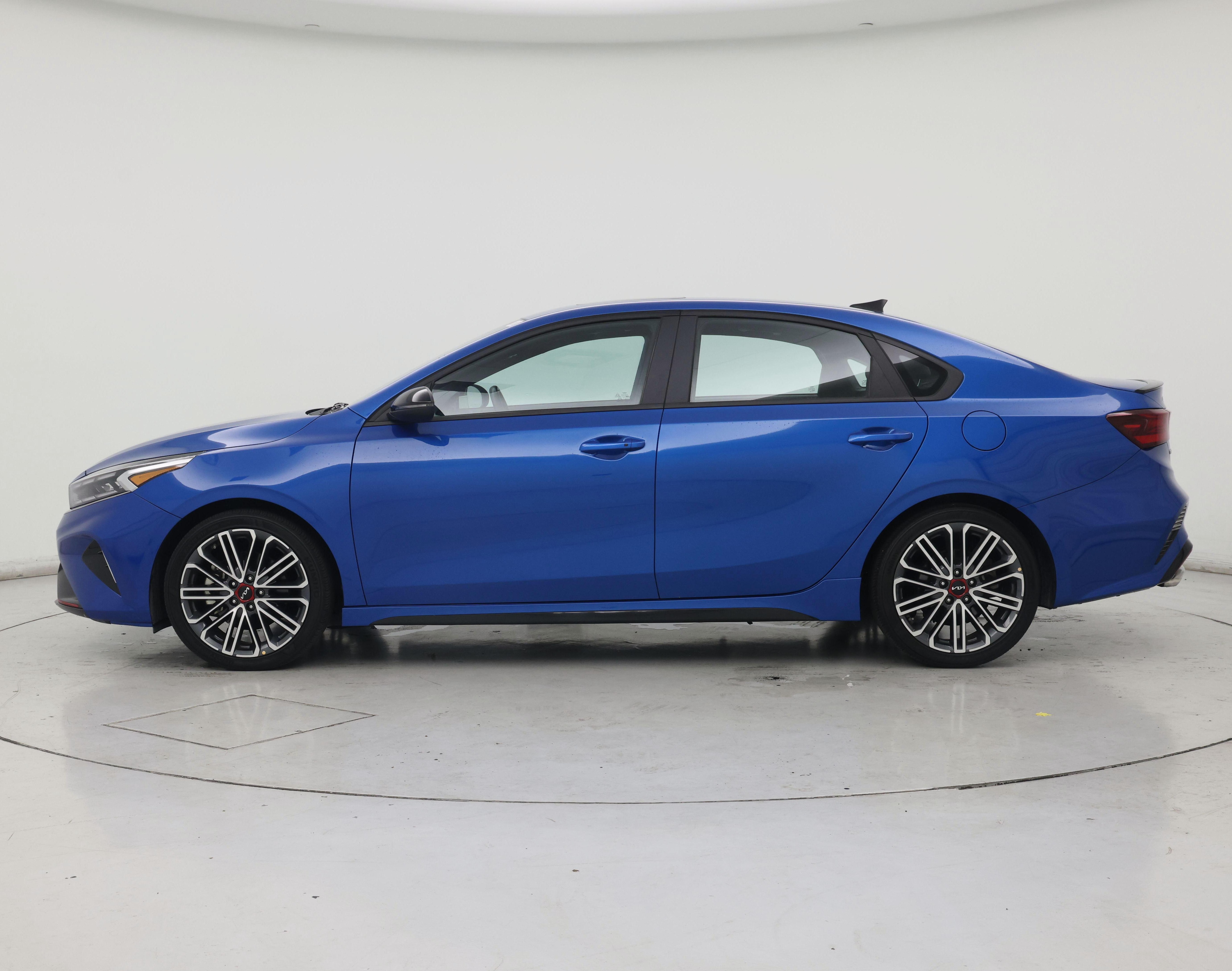 Thumbnail: 2023 Kia Forte - 3