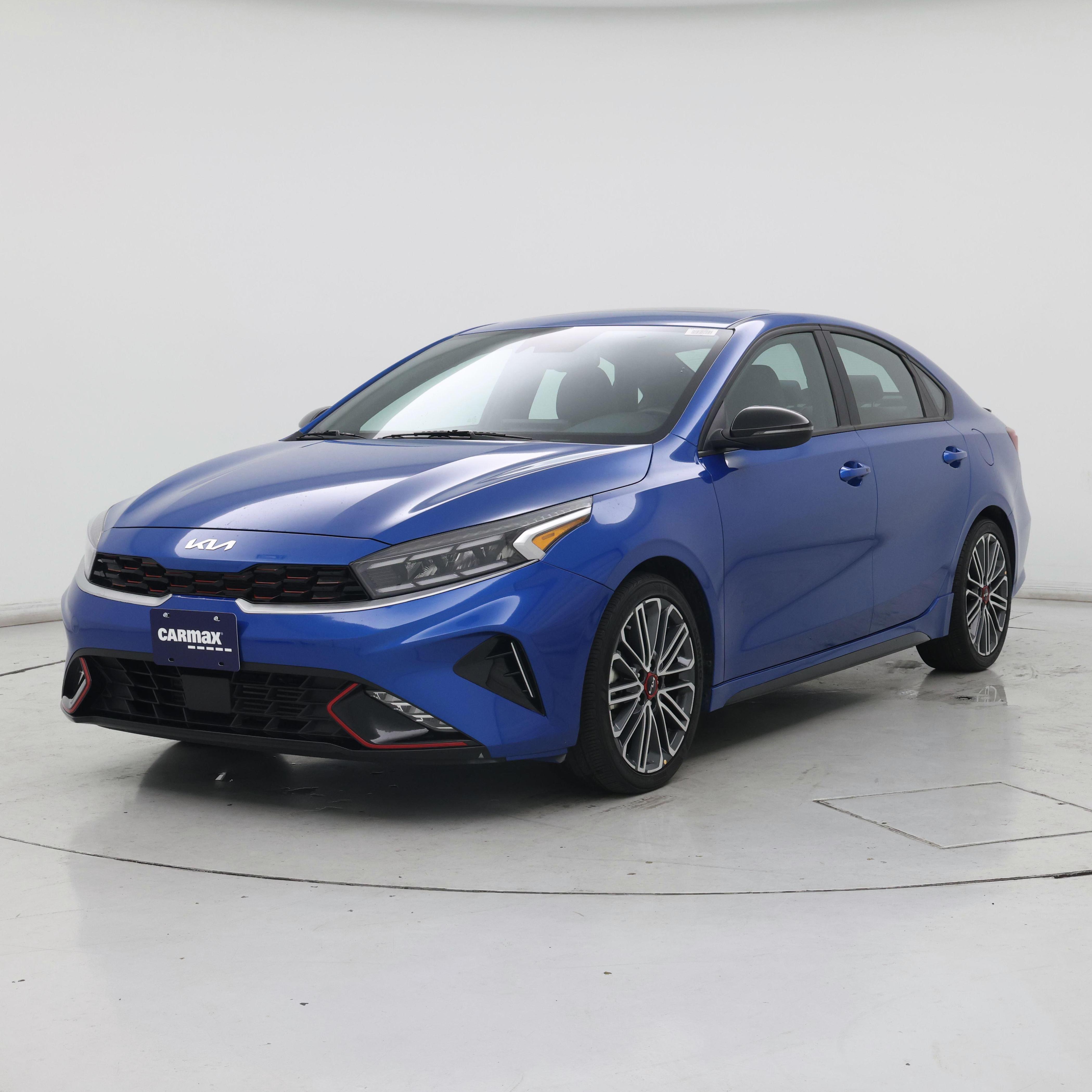 Thumbnail: 2023 Kia Forte - 4