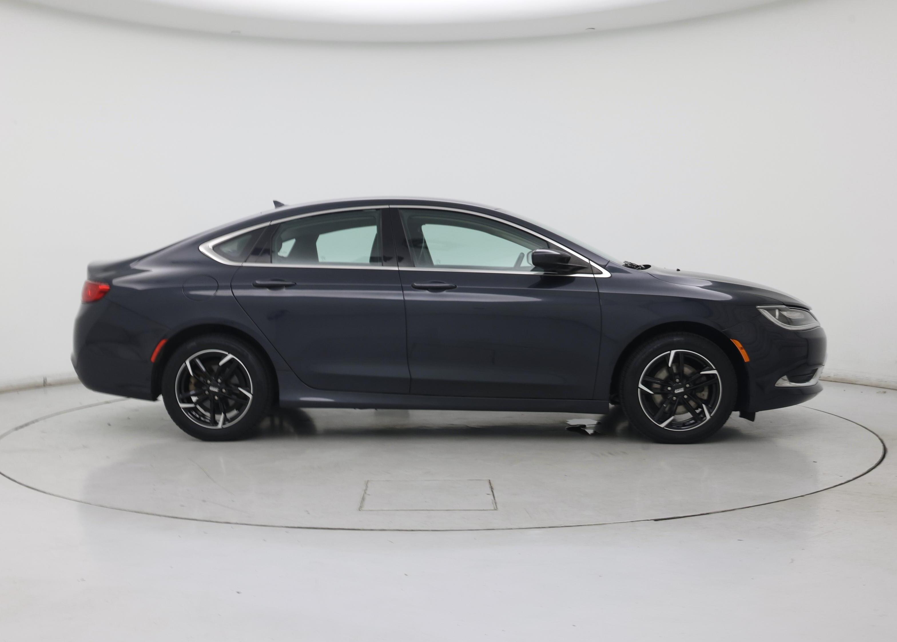 Thumbnail: 2016 Chrysler 200 - 7
