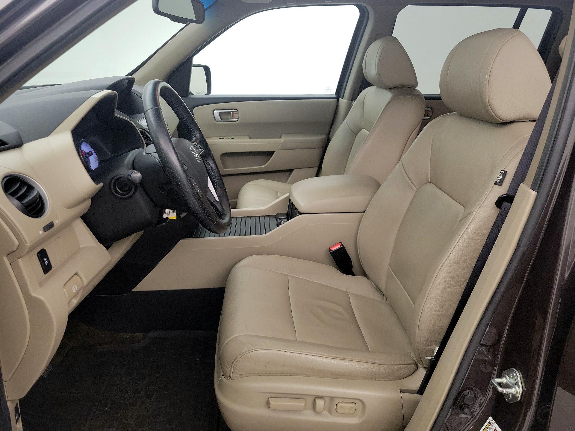 Thumbnail: 2014 Honda Pilot - 11