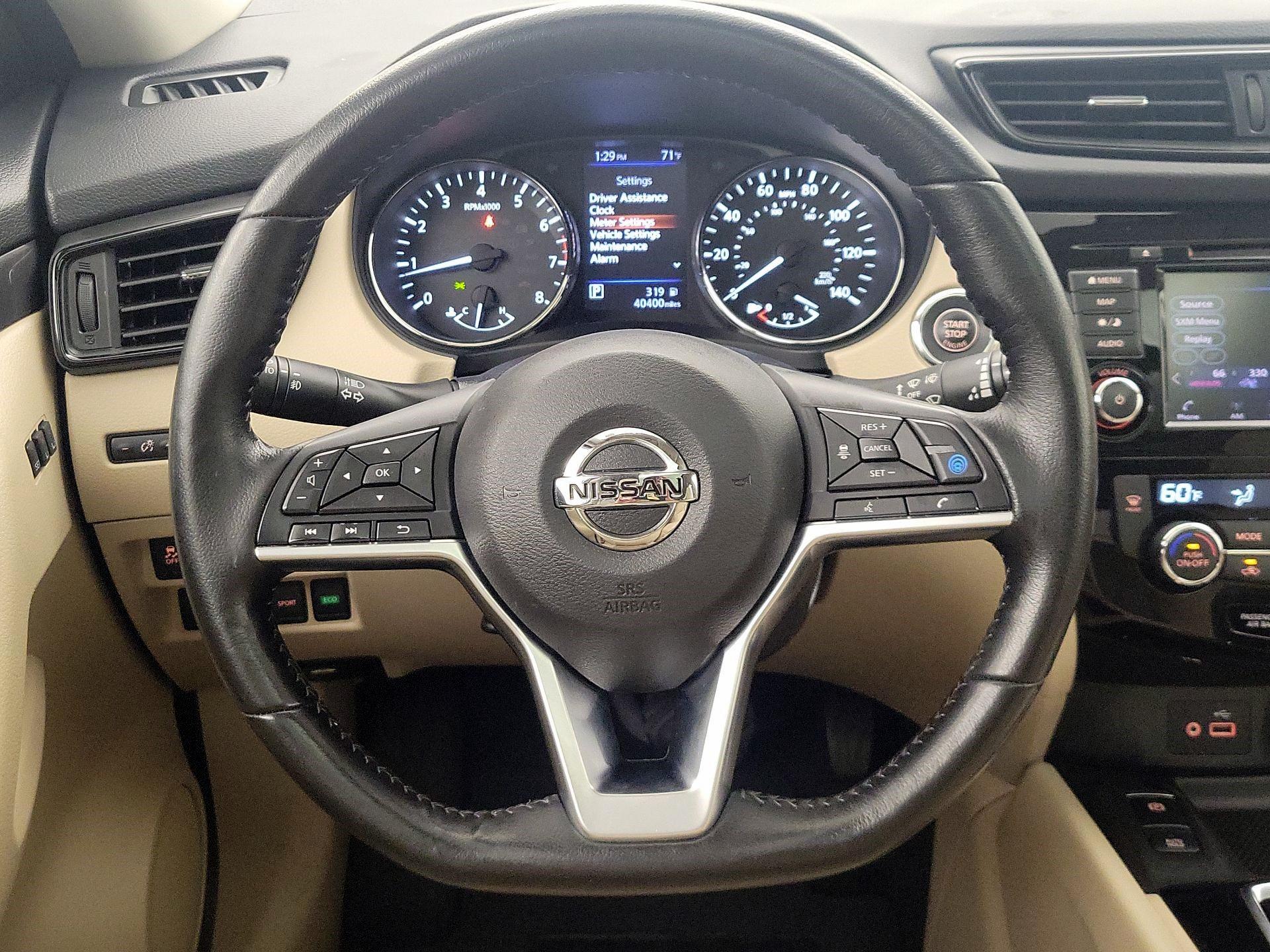 Thumbnail: 2020 Nissan Rogue - 10