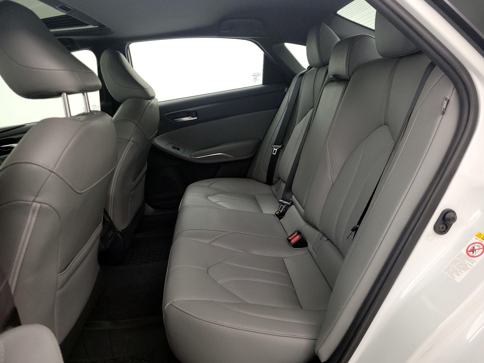 Thumbnail: 2019 Toyota Avalon - 20