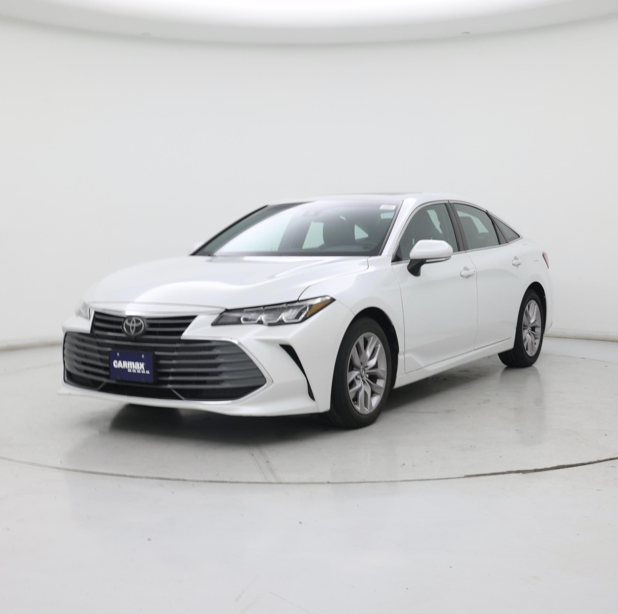 Thumbnail: 2019 Toyota Avalon - 4