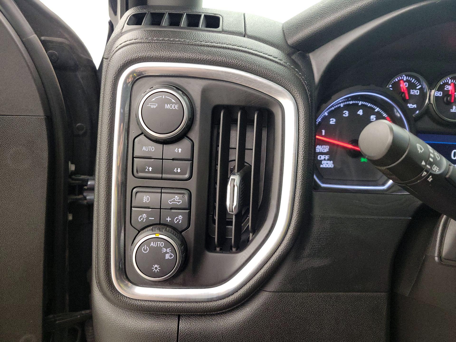 Thumbnail: 2021 Chevrolet Silverado 1500 - 13