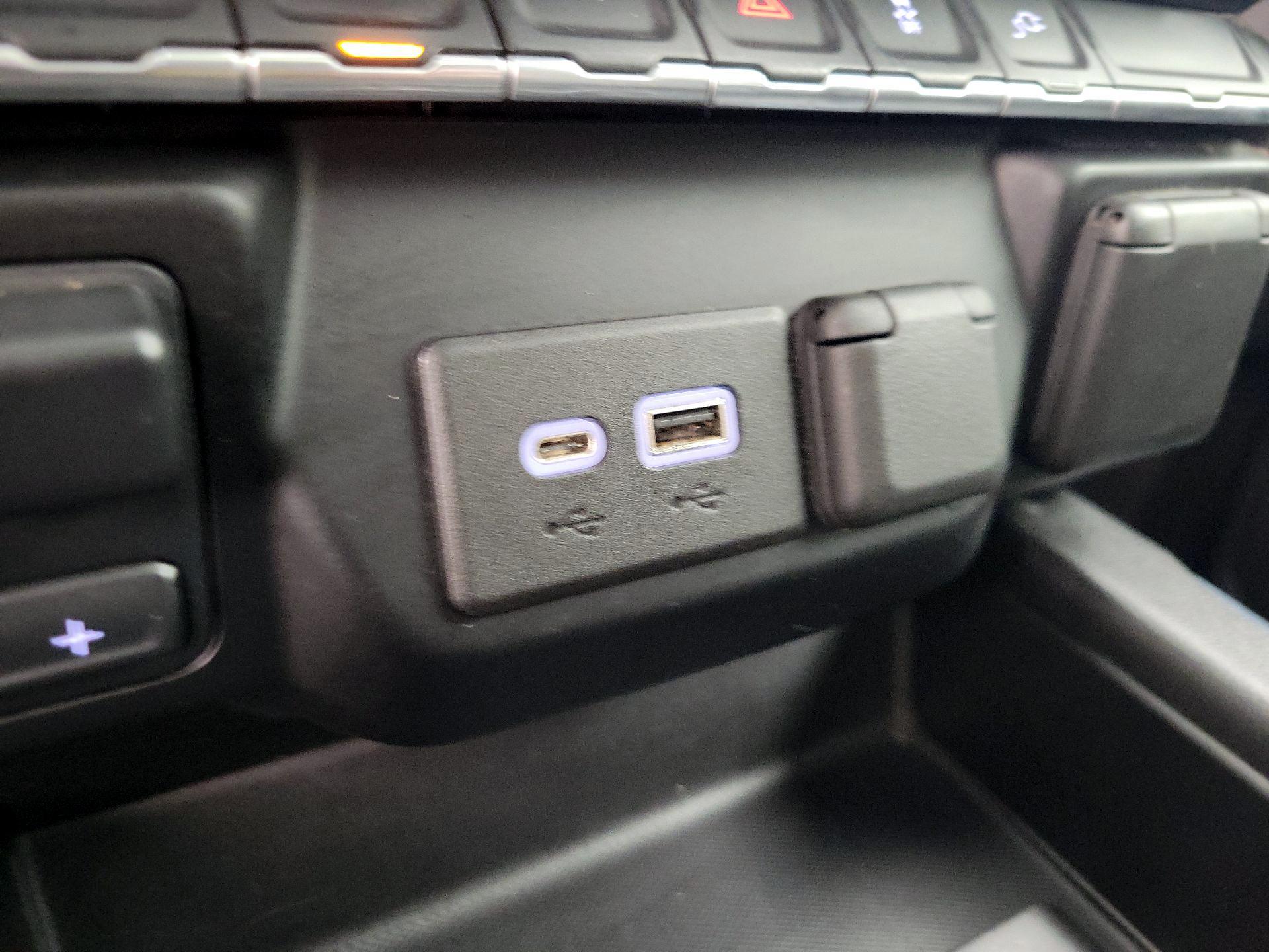 Thumbnail: 2021 Chevrolet Silverado 1500 - 18