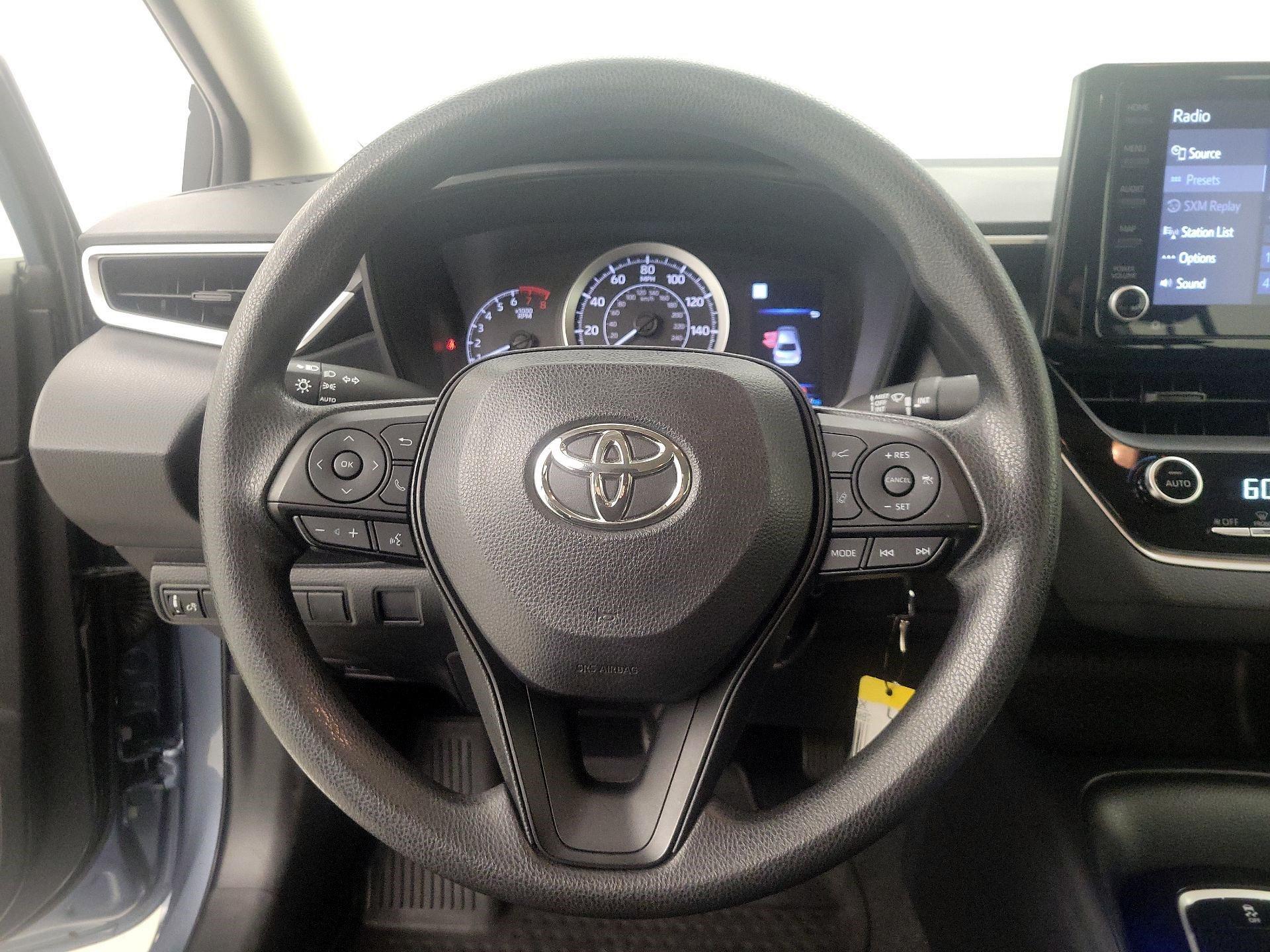 Thumbnail: 2022 Toyota Corolla - 10