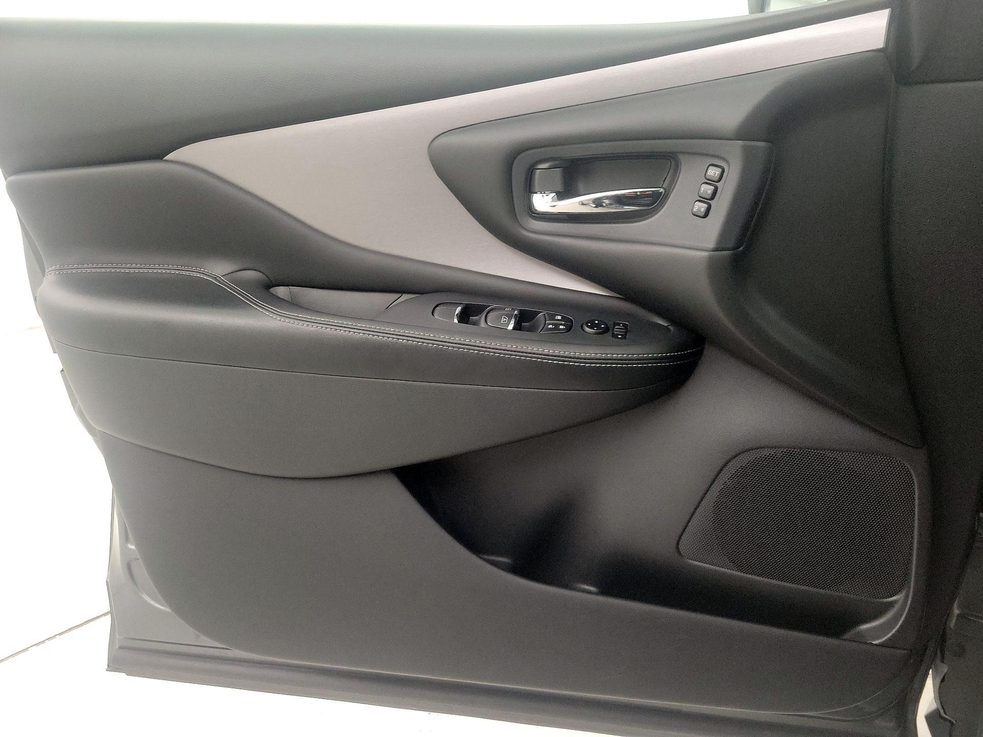 Thumbnail: 2019 Nissan Murano - 12