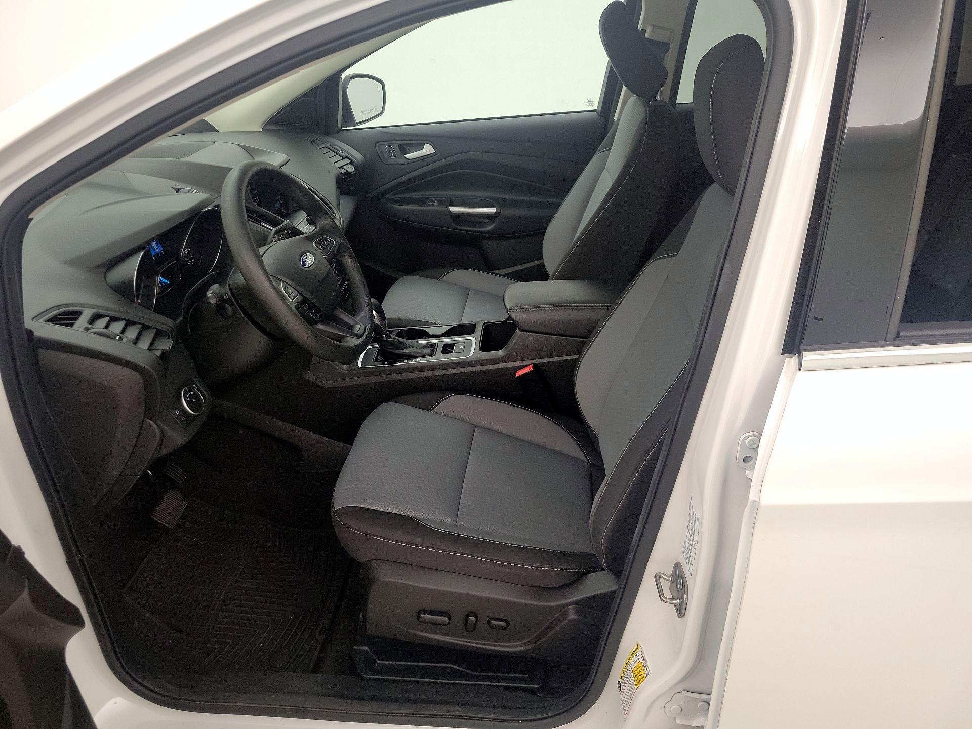 Thumbnail: 2019 Ford Escape - 11