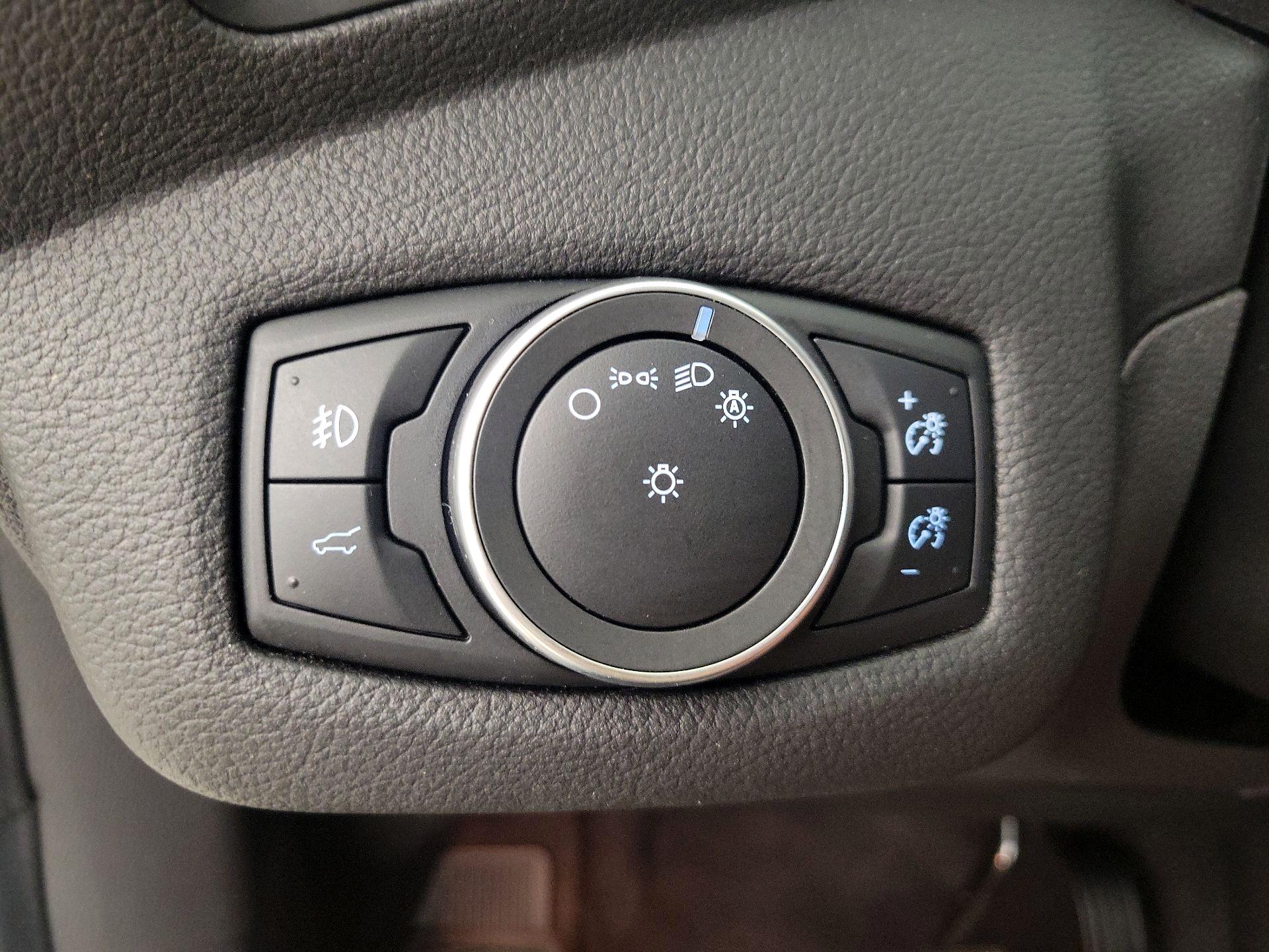 Thumbnail: 2019 Ford Escape - 13