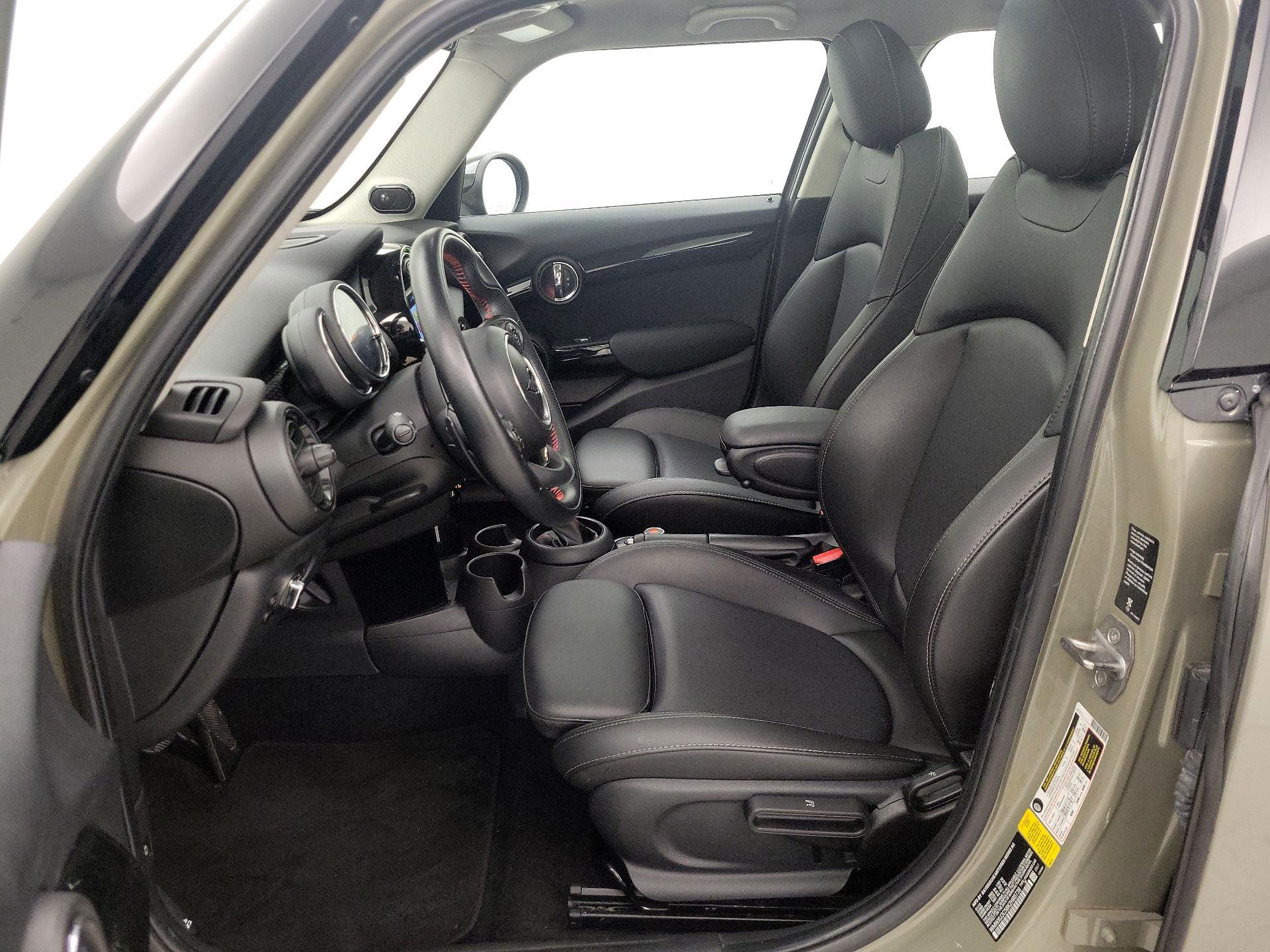 Thumbnail: 2019 MINI Cooper Hardtop - 11