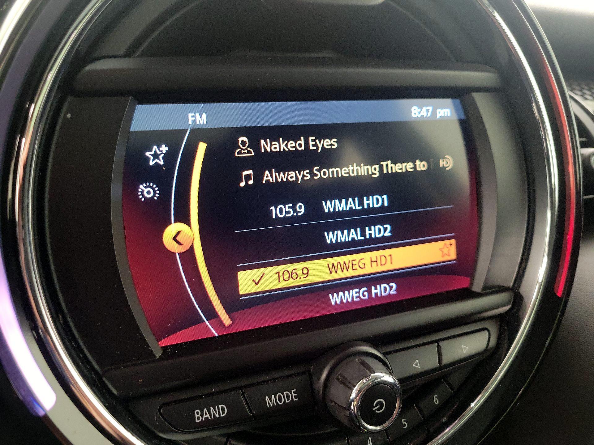 Thumbnail: 2019 MINI Cooper Hardtop - 15