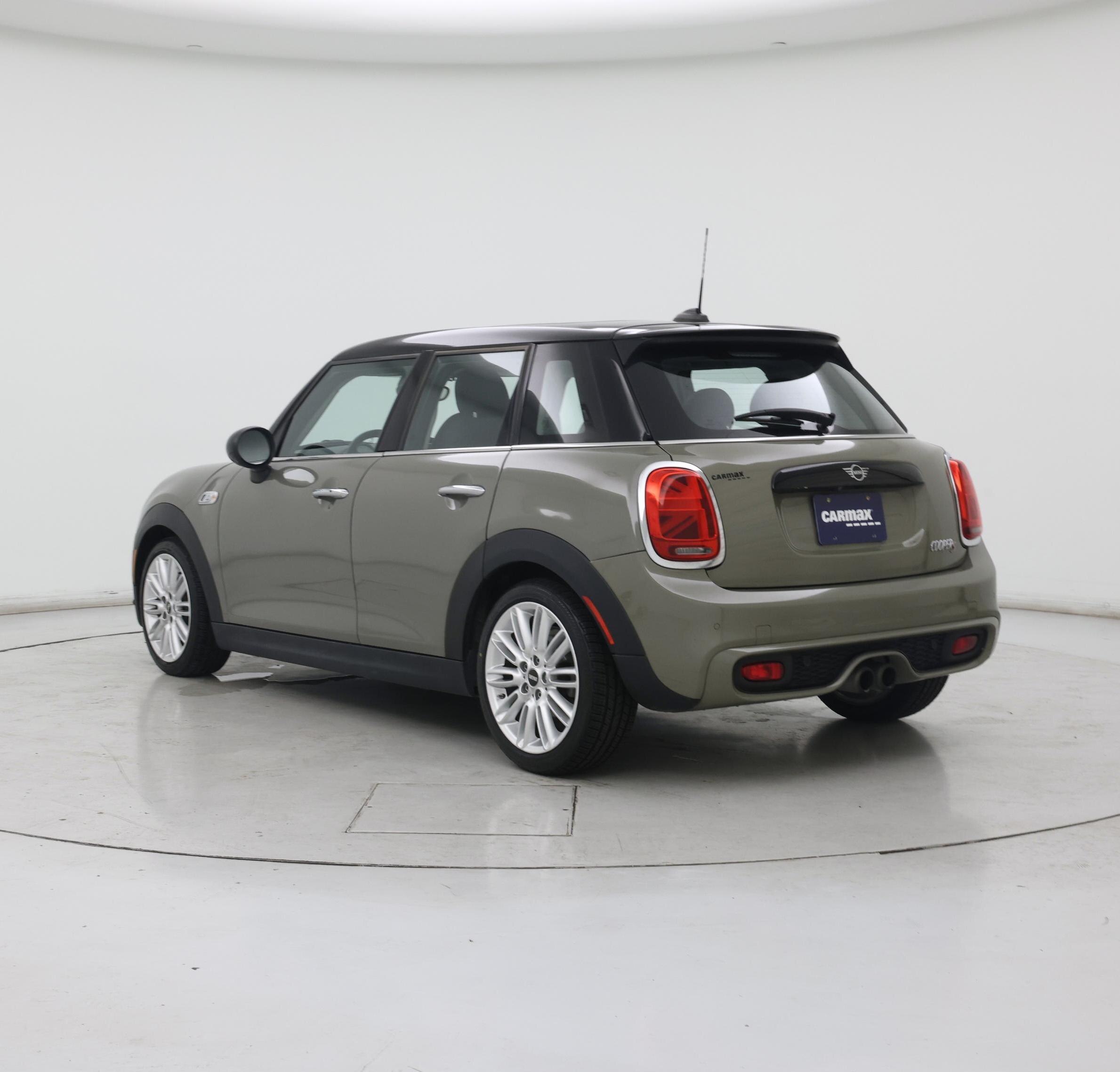 Thumbnail: 2019 MINI Cooper Hardtop - 2