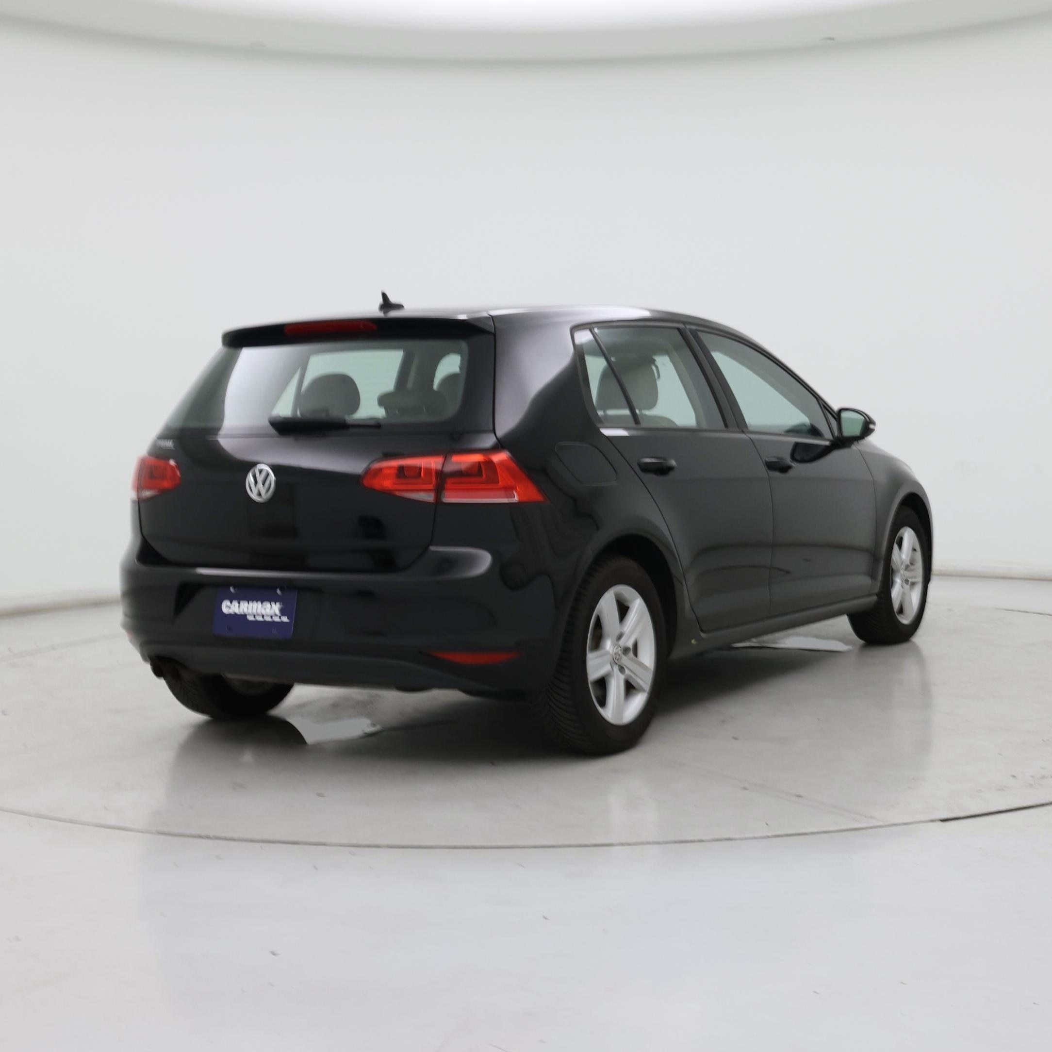 Thumbnail: 2017 Volkswagen Golf - 8