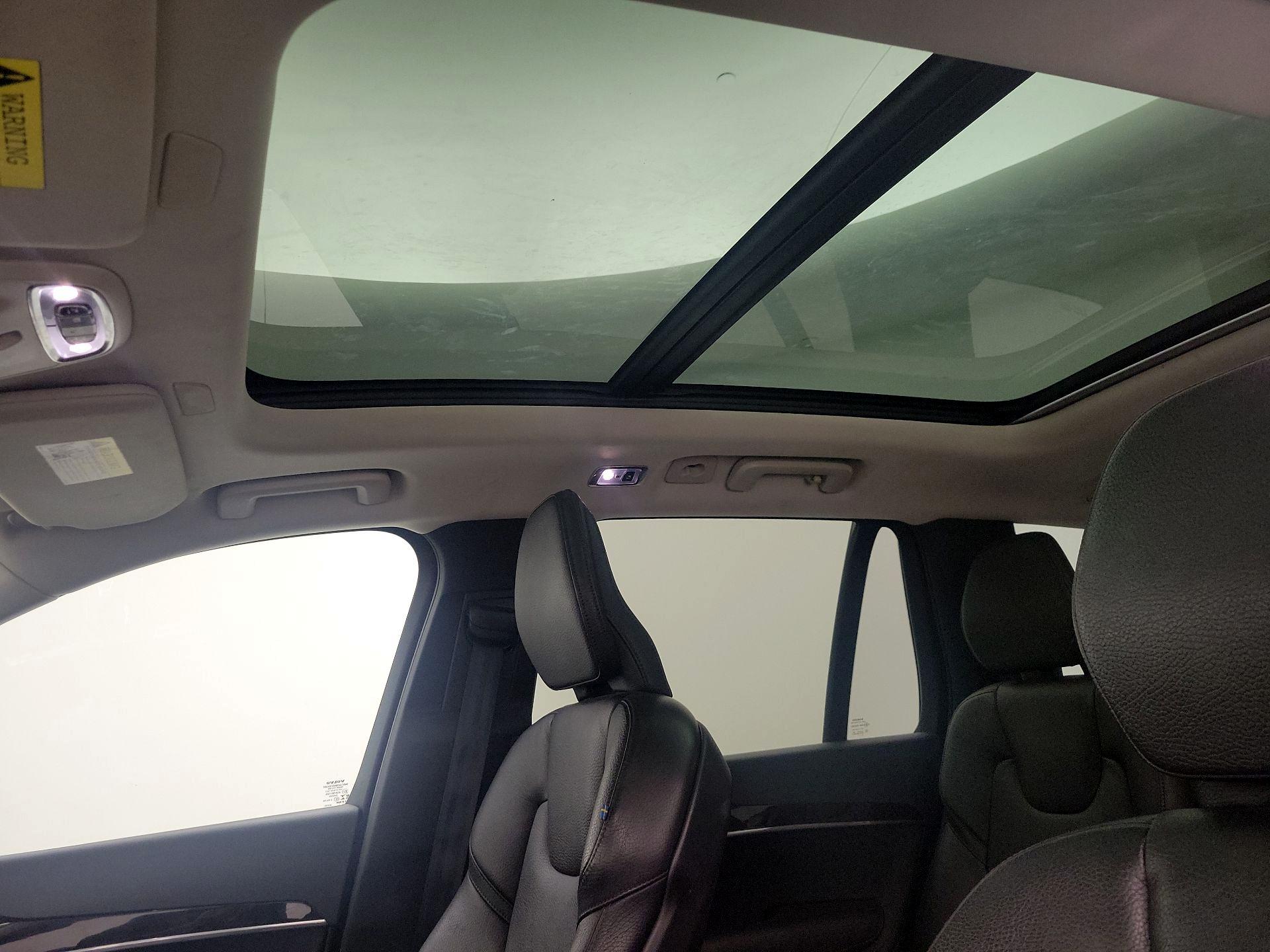 Thumbnail: 2019 Volvo XC90 - 20