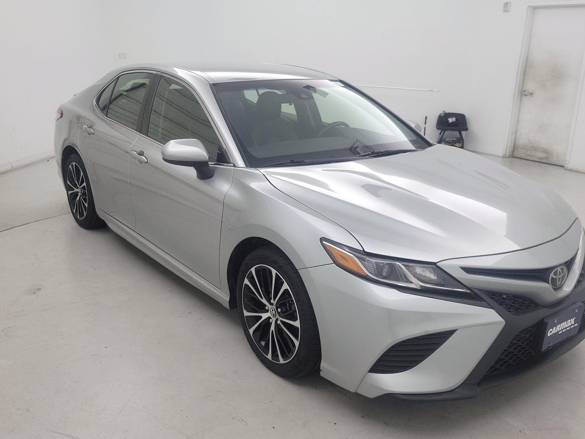 Thumbnail: 2018 Toyota Camry - 1