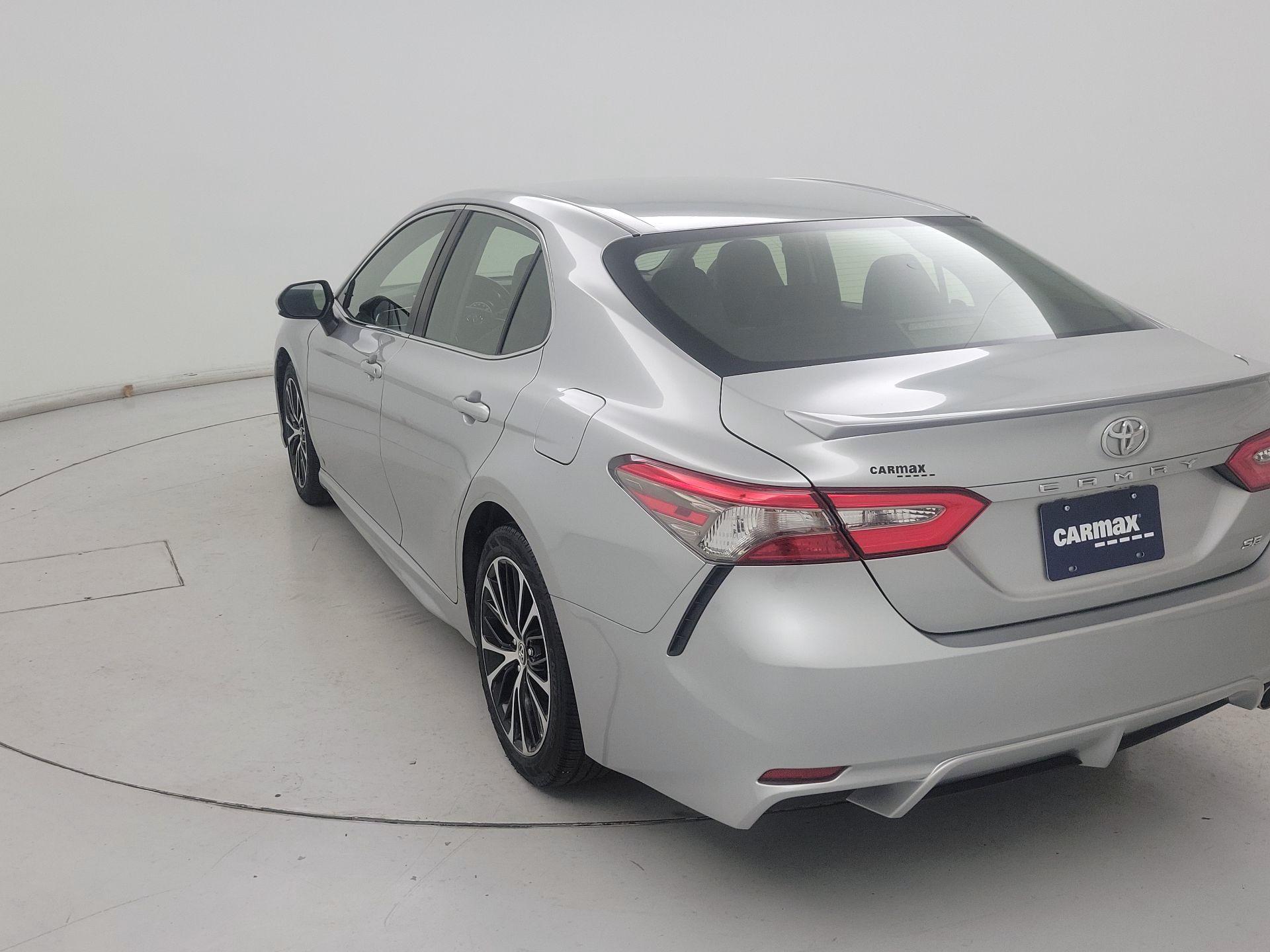 Thumbnail: 2018 Toyota Camry - 7