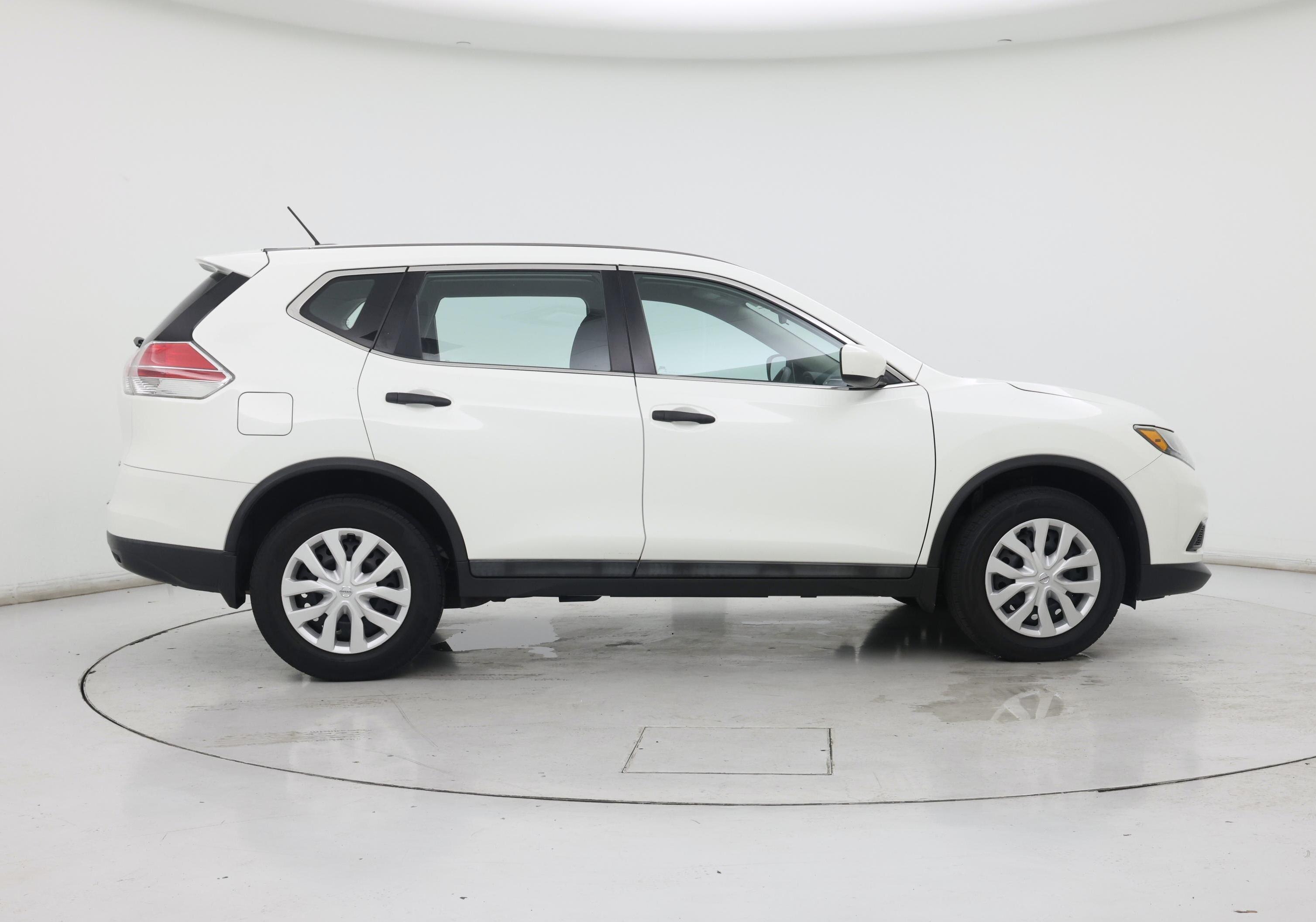 Thumbnail: 2016 Nissan Rogue - 7