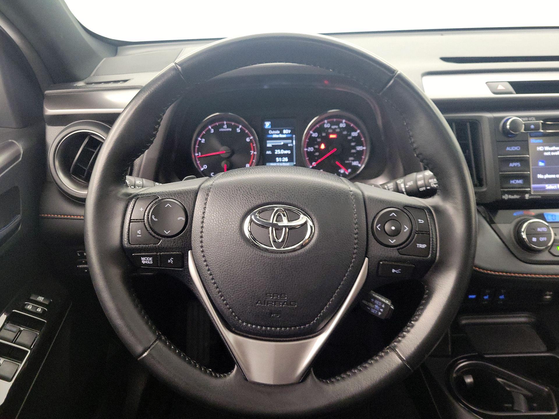 Thumbnail: 2017 Toyota RAV4 - 10