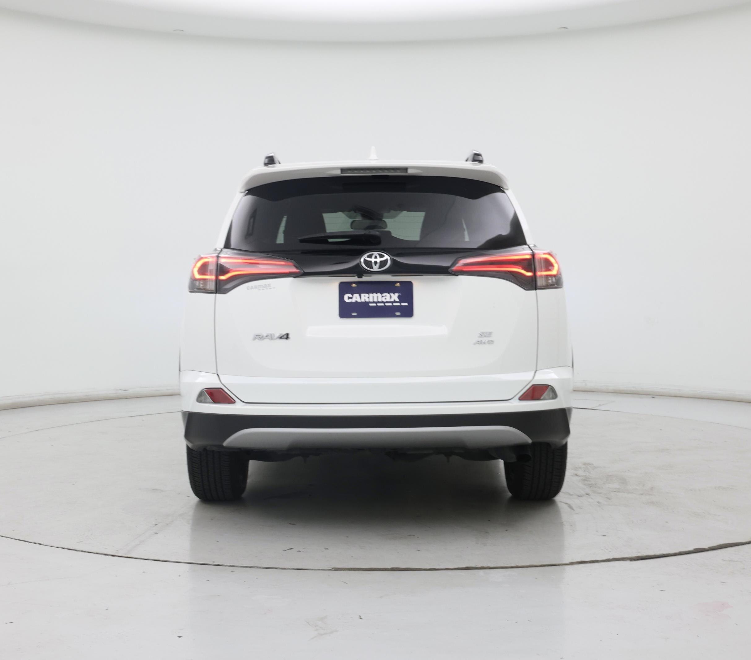 Thumbnail: 2017 Toyota RAV4 - 6