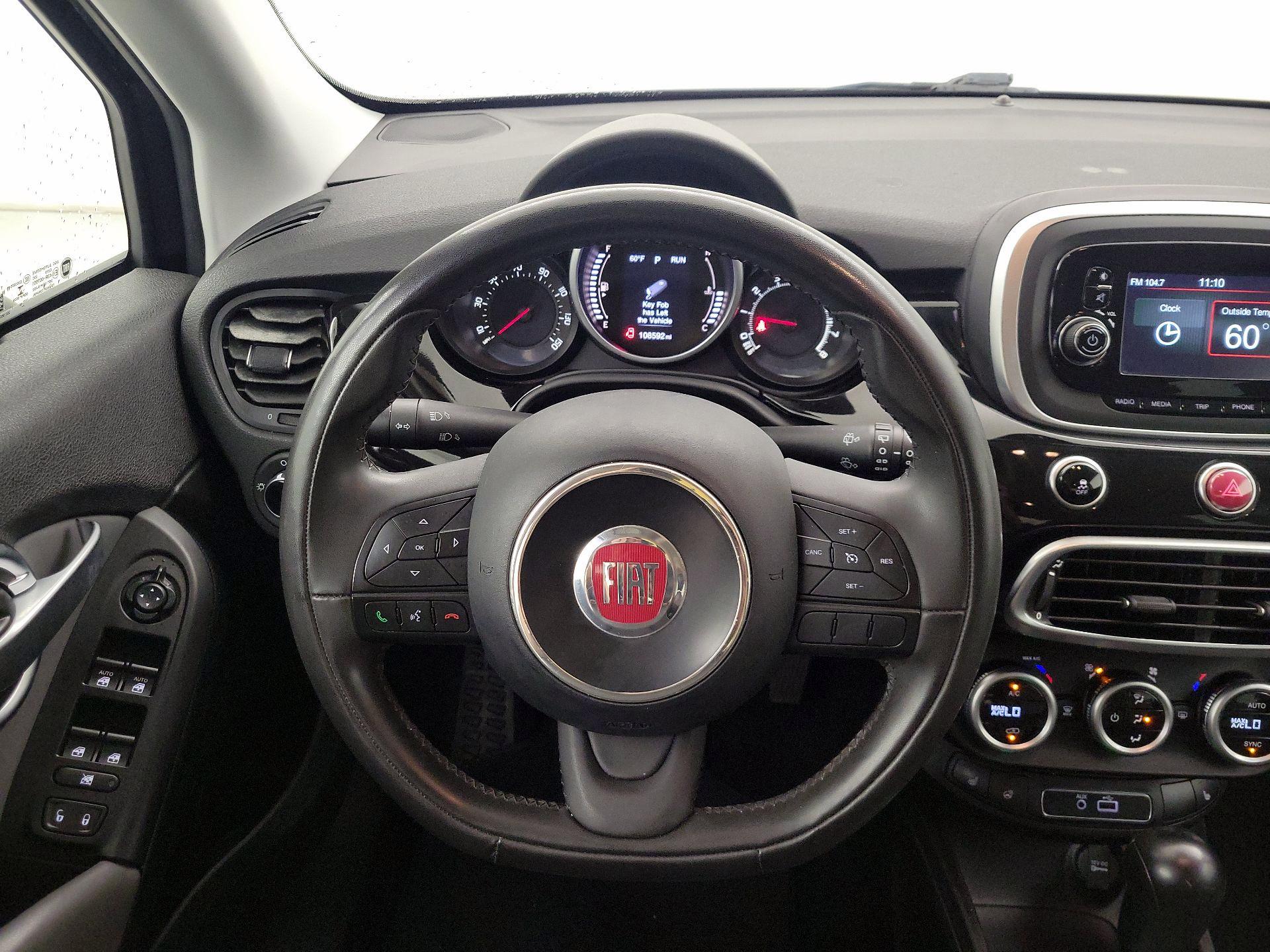 Thumbnail: 2016 Fiat 500X - 10
