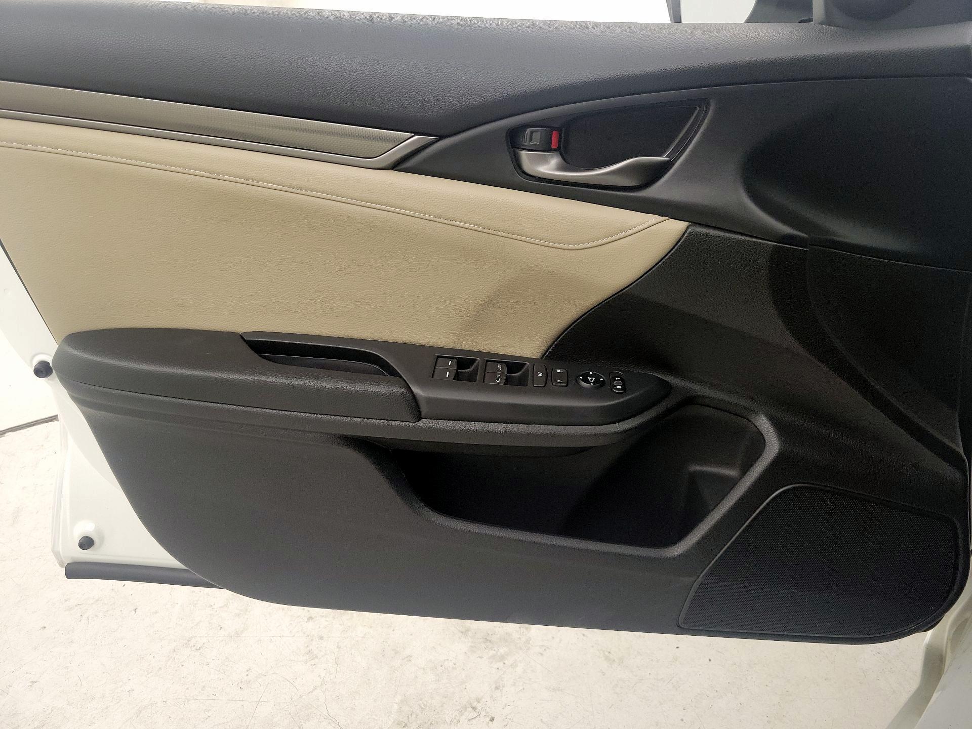 Thumbnail: 2018 Honda Civic - 12