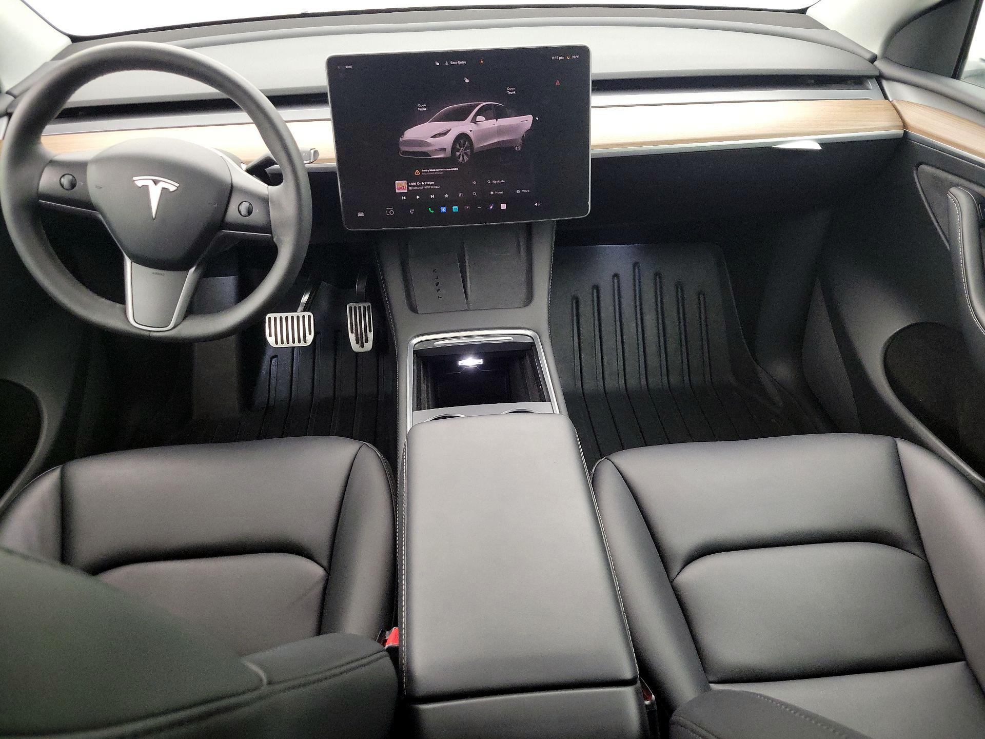 Thumbnail: 2023 Tesla Model Y - 9