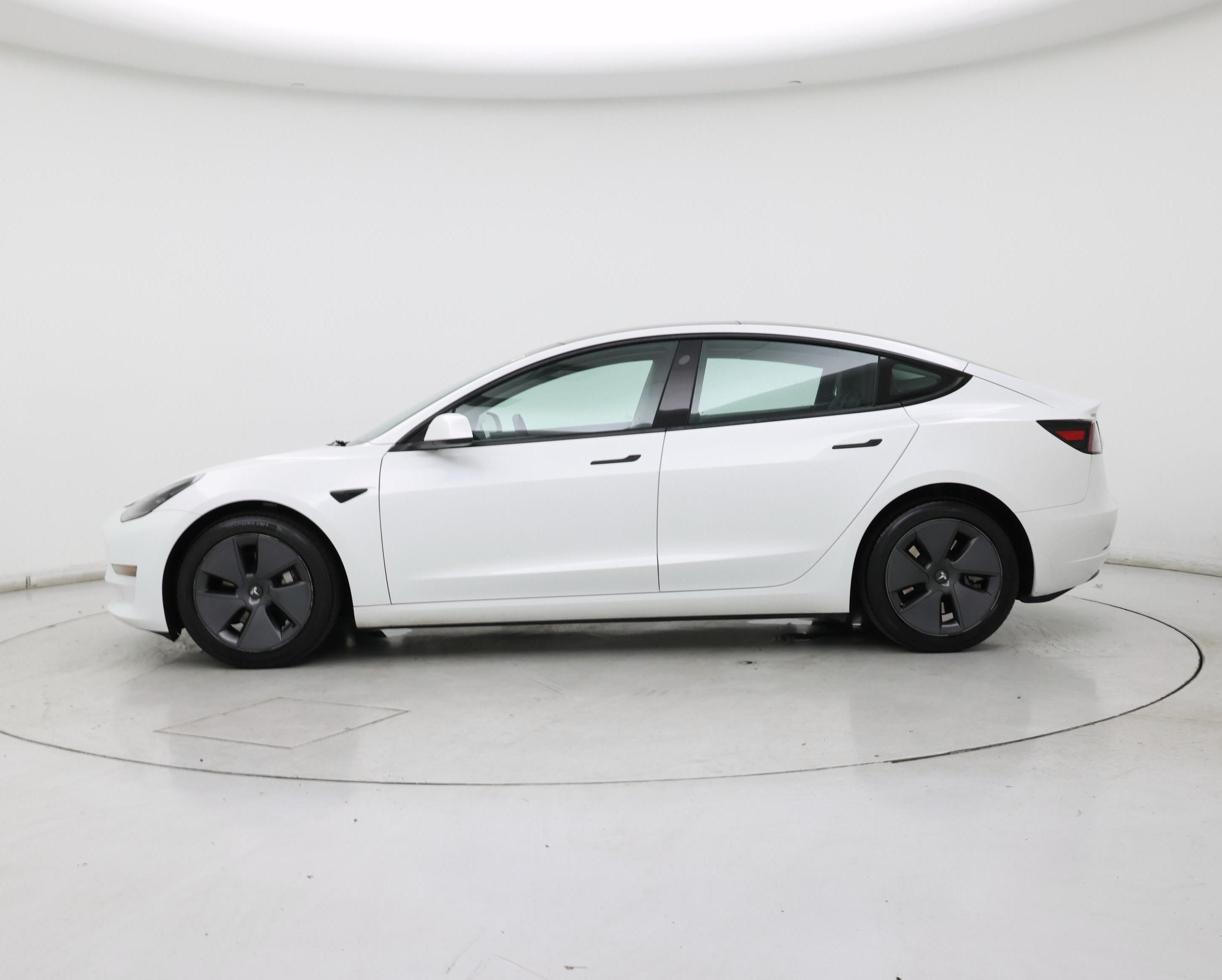 Thumbnail: 2023 Tesla Model 3 - 3