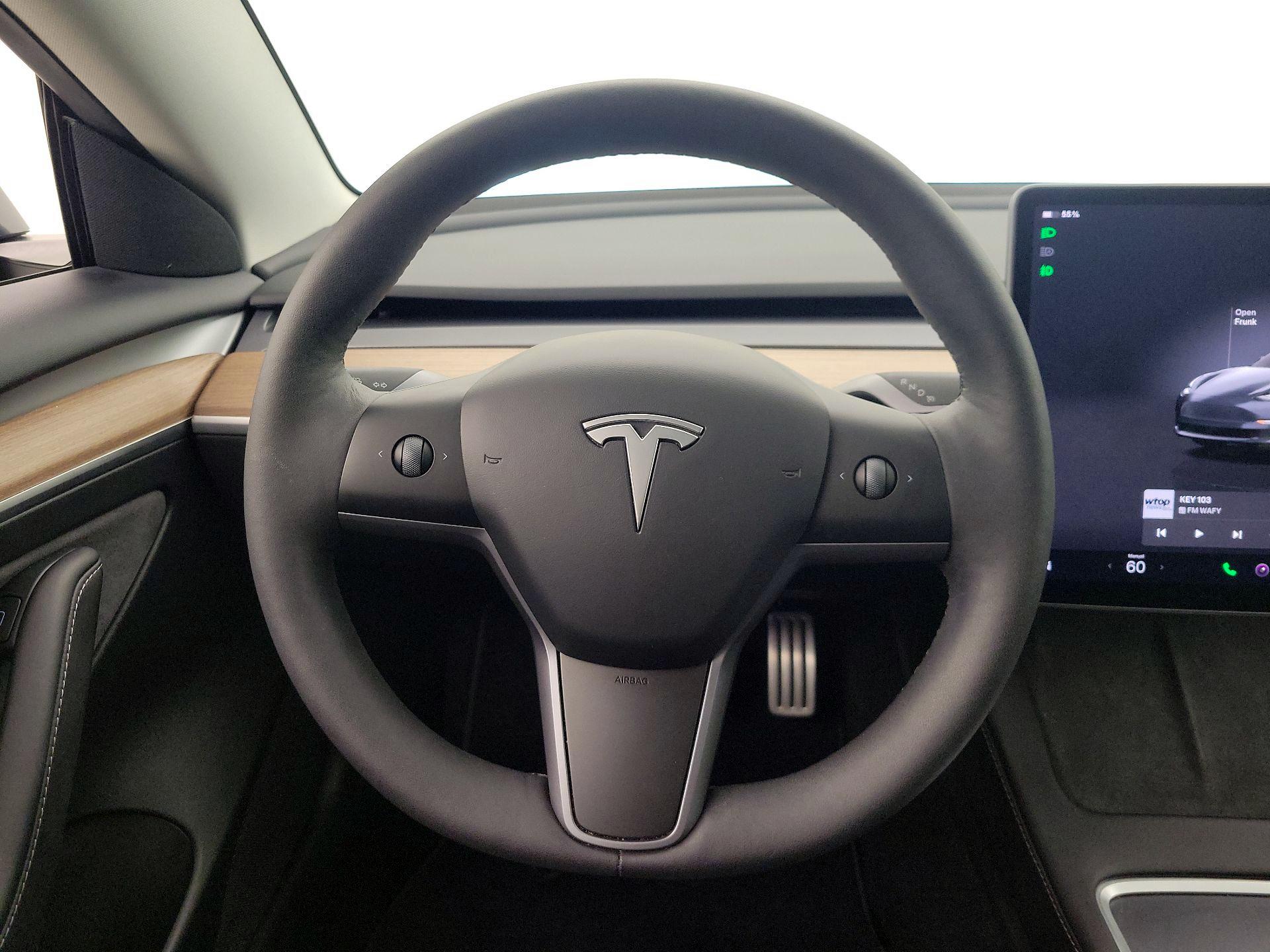 Thumbnail: 2023 Tesla Model 3 - 10