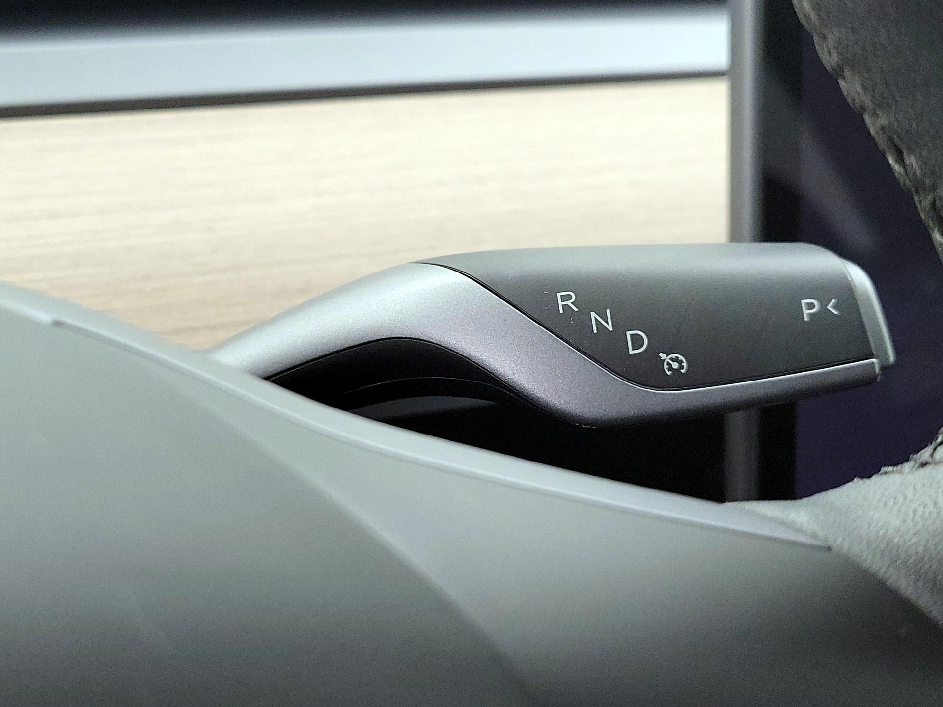 Thumbnail: 2023 Tesla Model 3 - 17