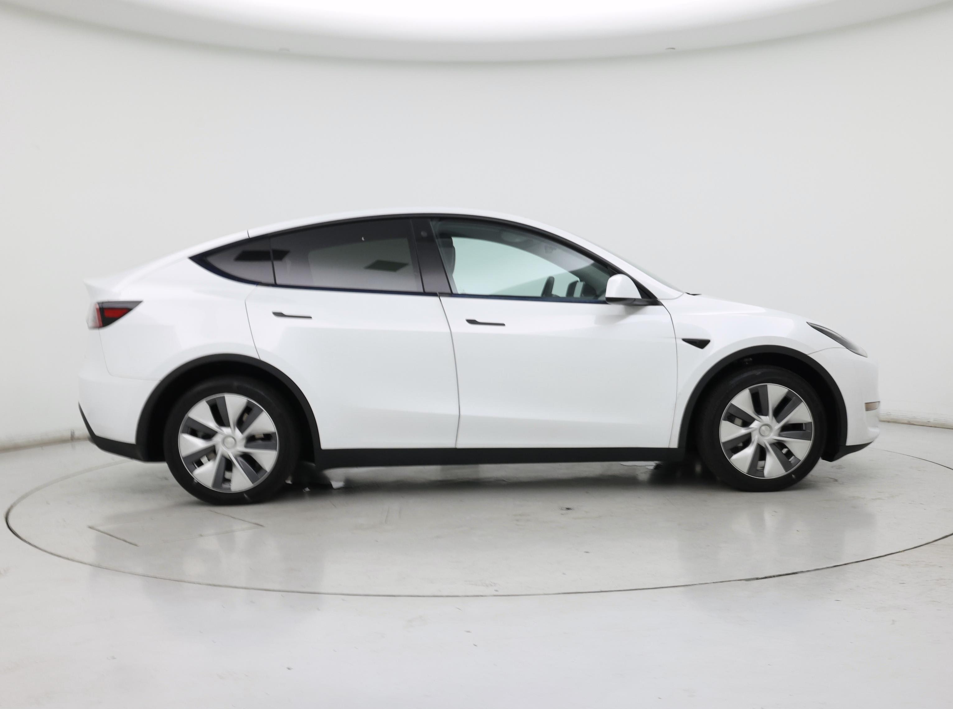 Thumbnail: 2023 Tesla Model Y - 7