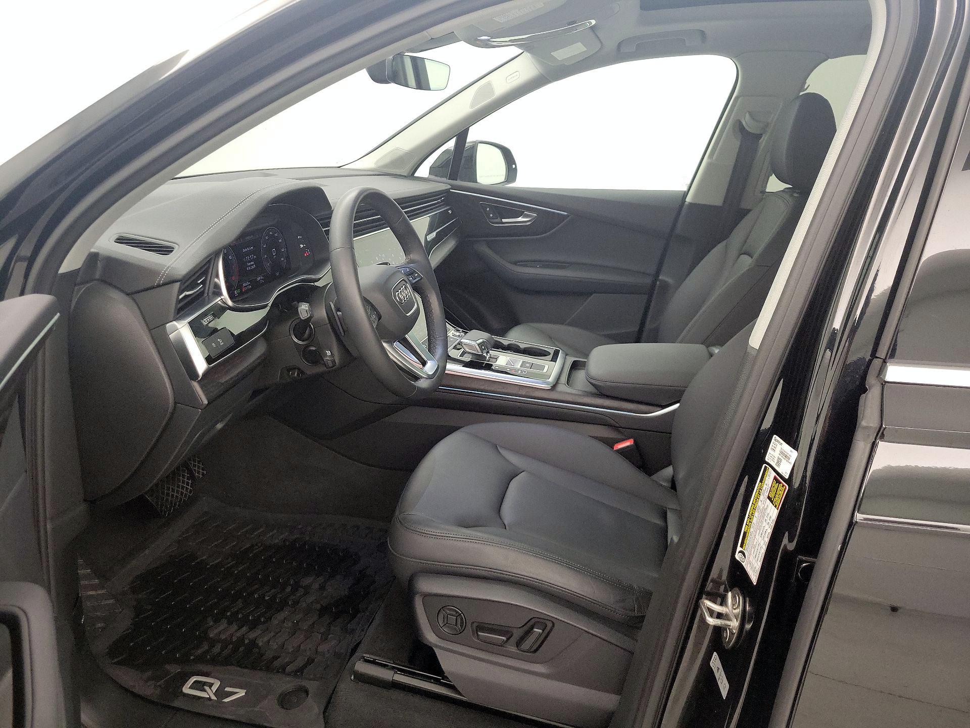 Thumbnail: 2024 Audi Q7 - 11
