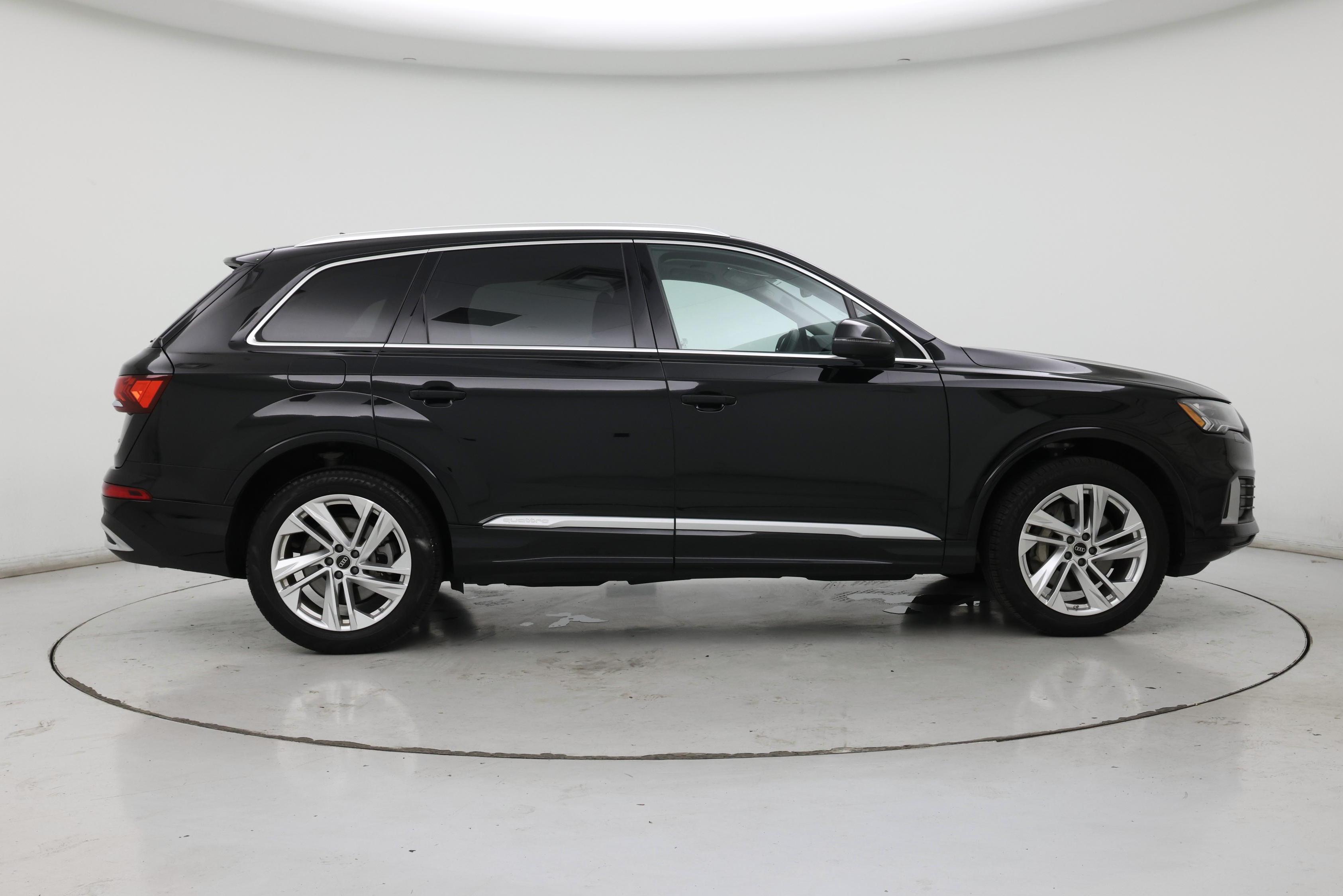 Thumbnail: 2024 Audi Q7 - 7