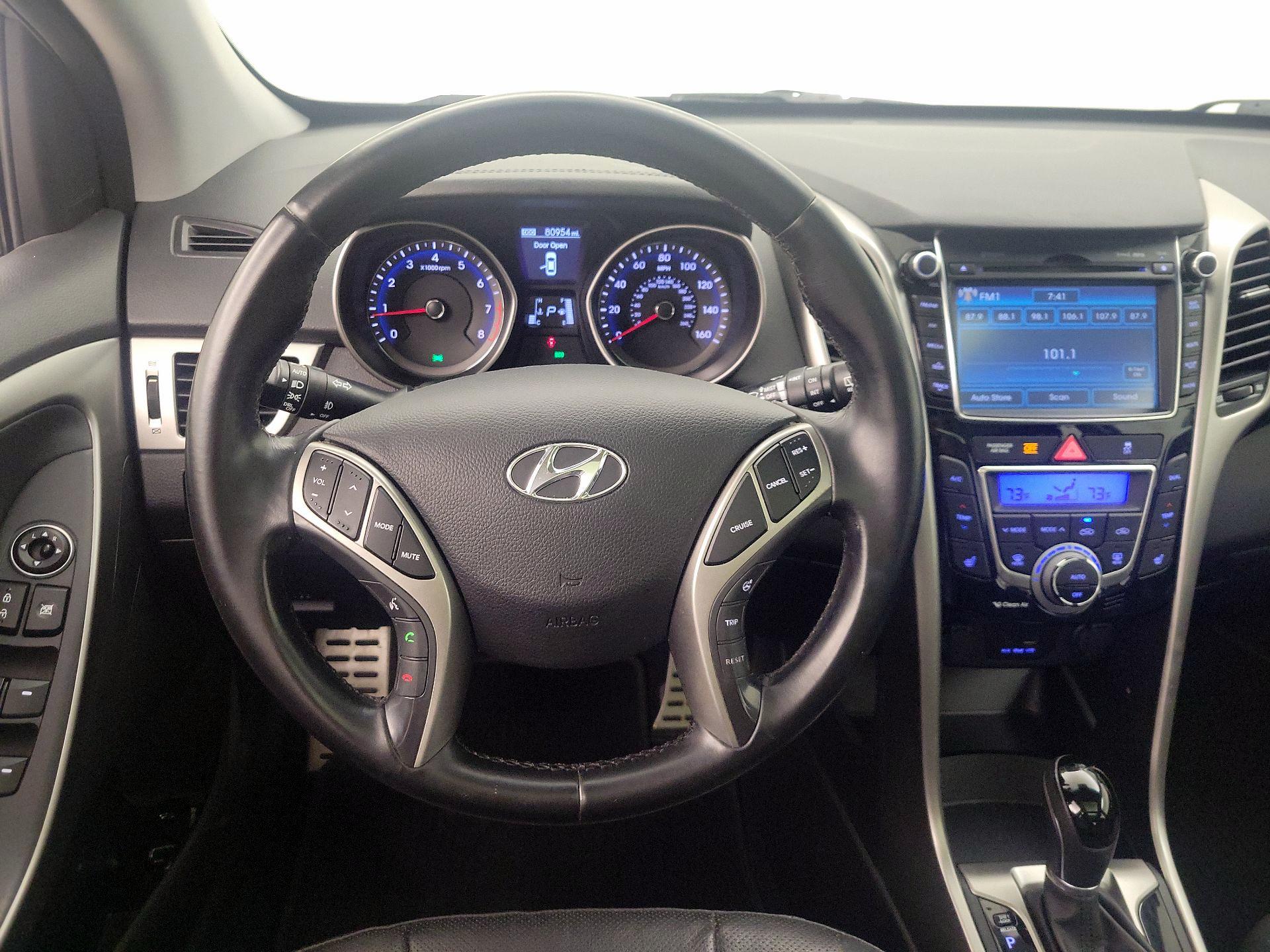 Thumbnail: 2013 Hyundai Elantra - 10