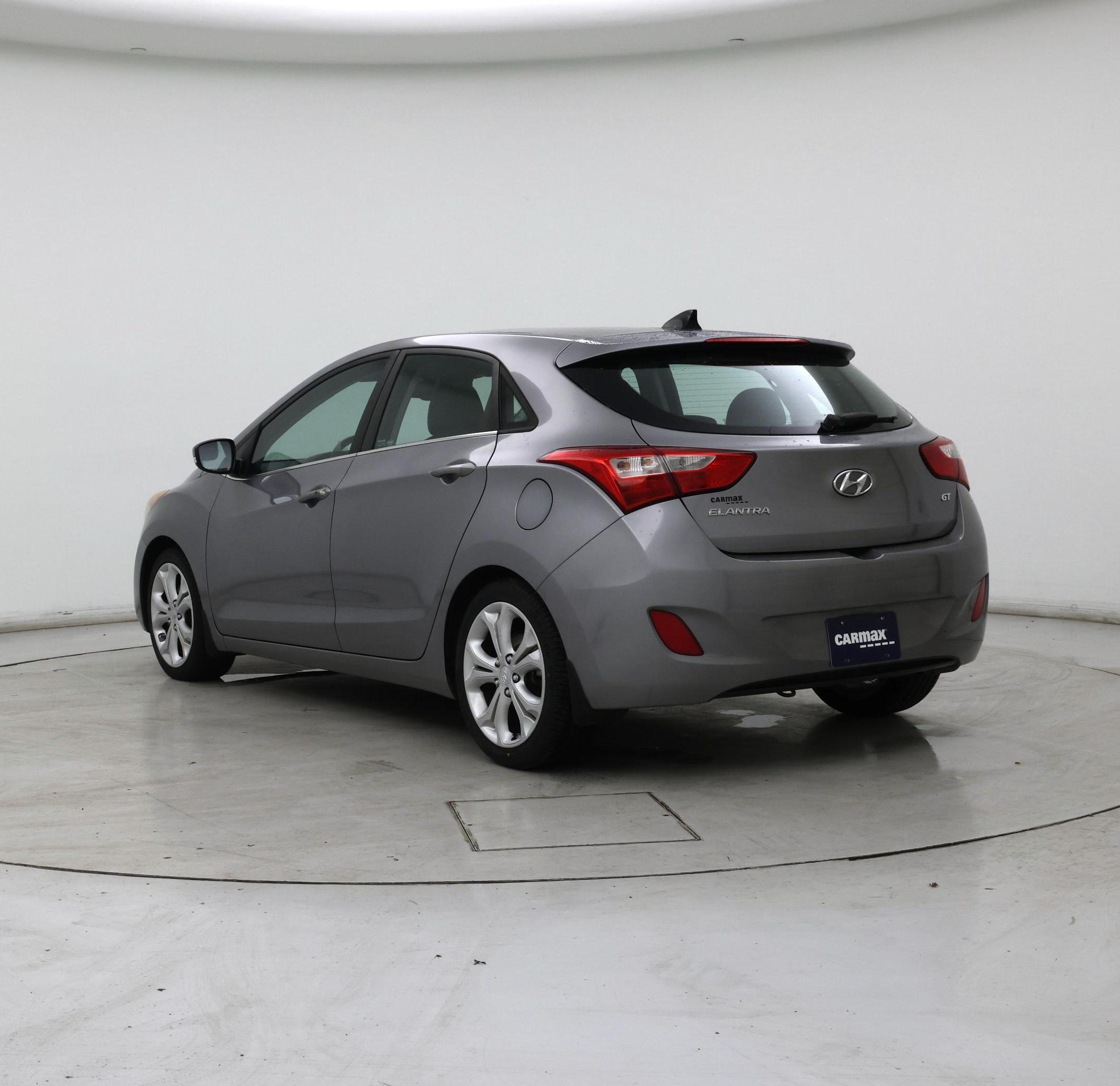 Thumbnail: 2013 Hyundai Elantra - 2