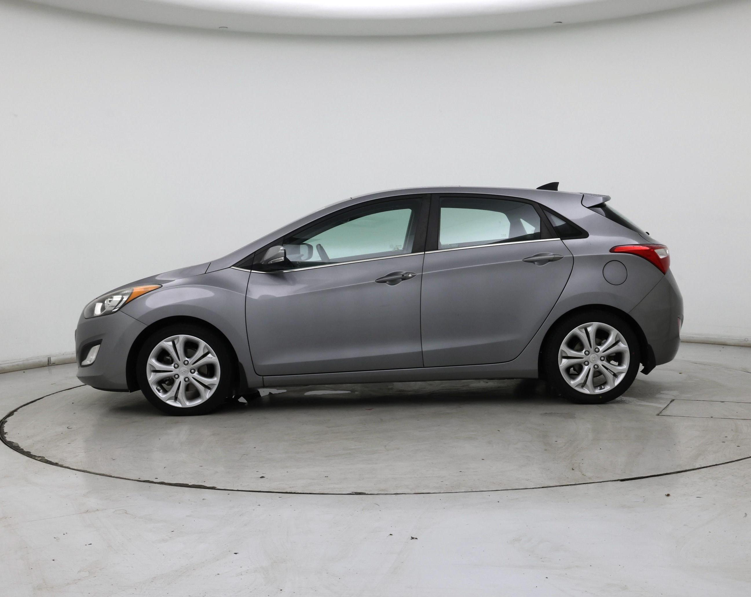 Thumbnail: 2013 Hyundai Elantra - 3