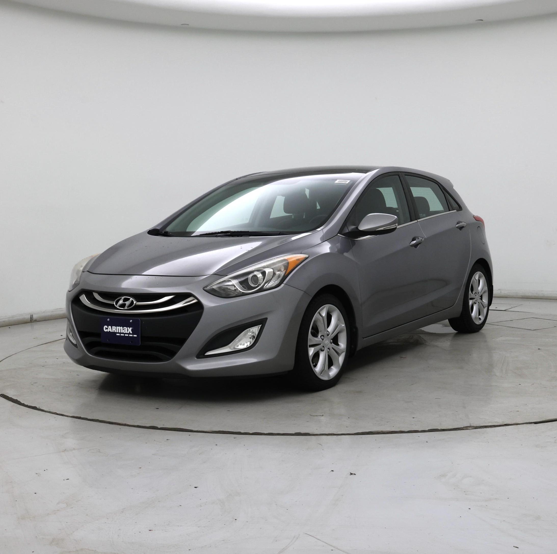 Thumbnail: 2013 Hyundai Elantra - 4