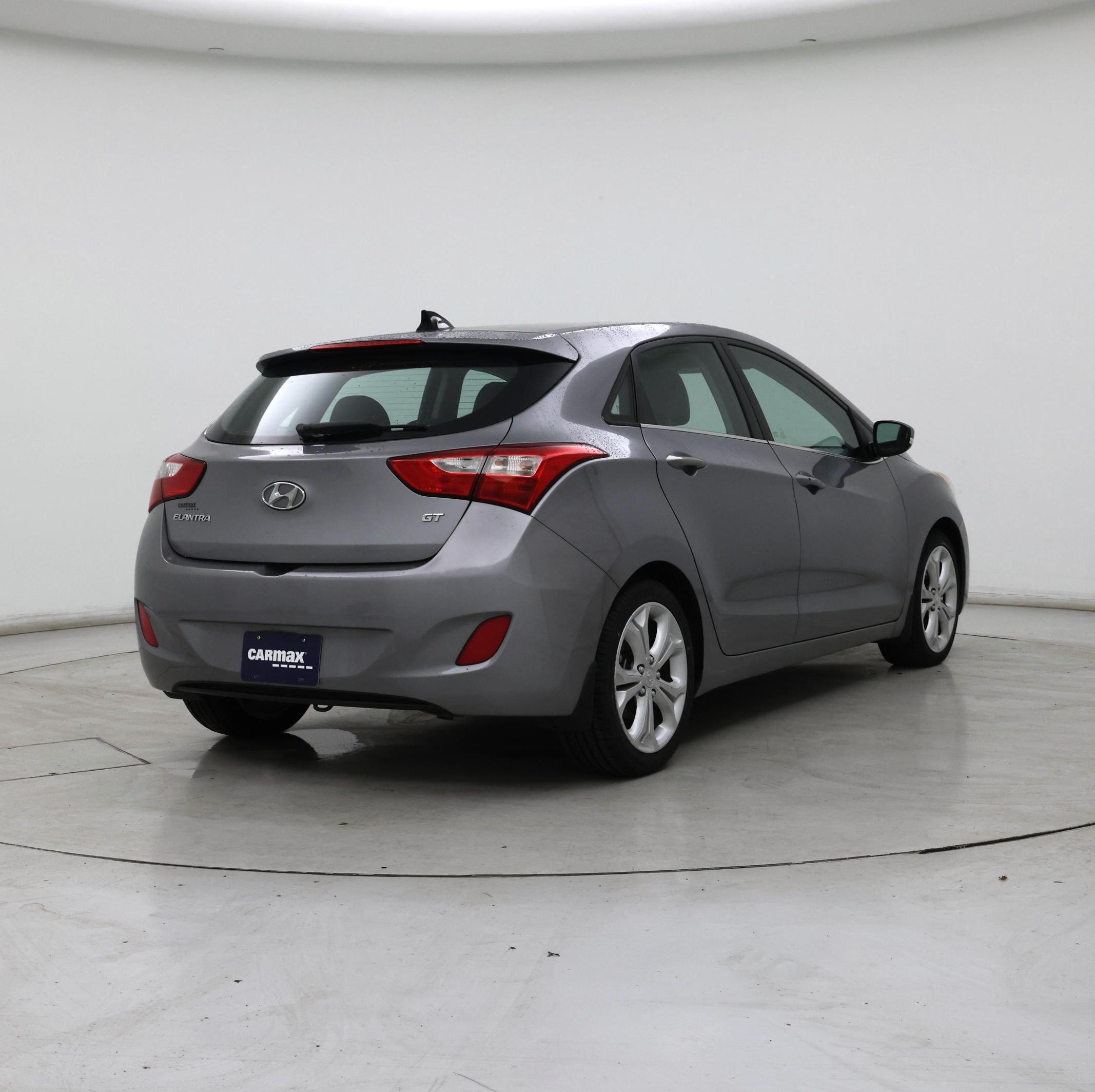 Thumbnail: 2013 Hyundai Elantra - 8