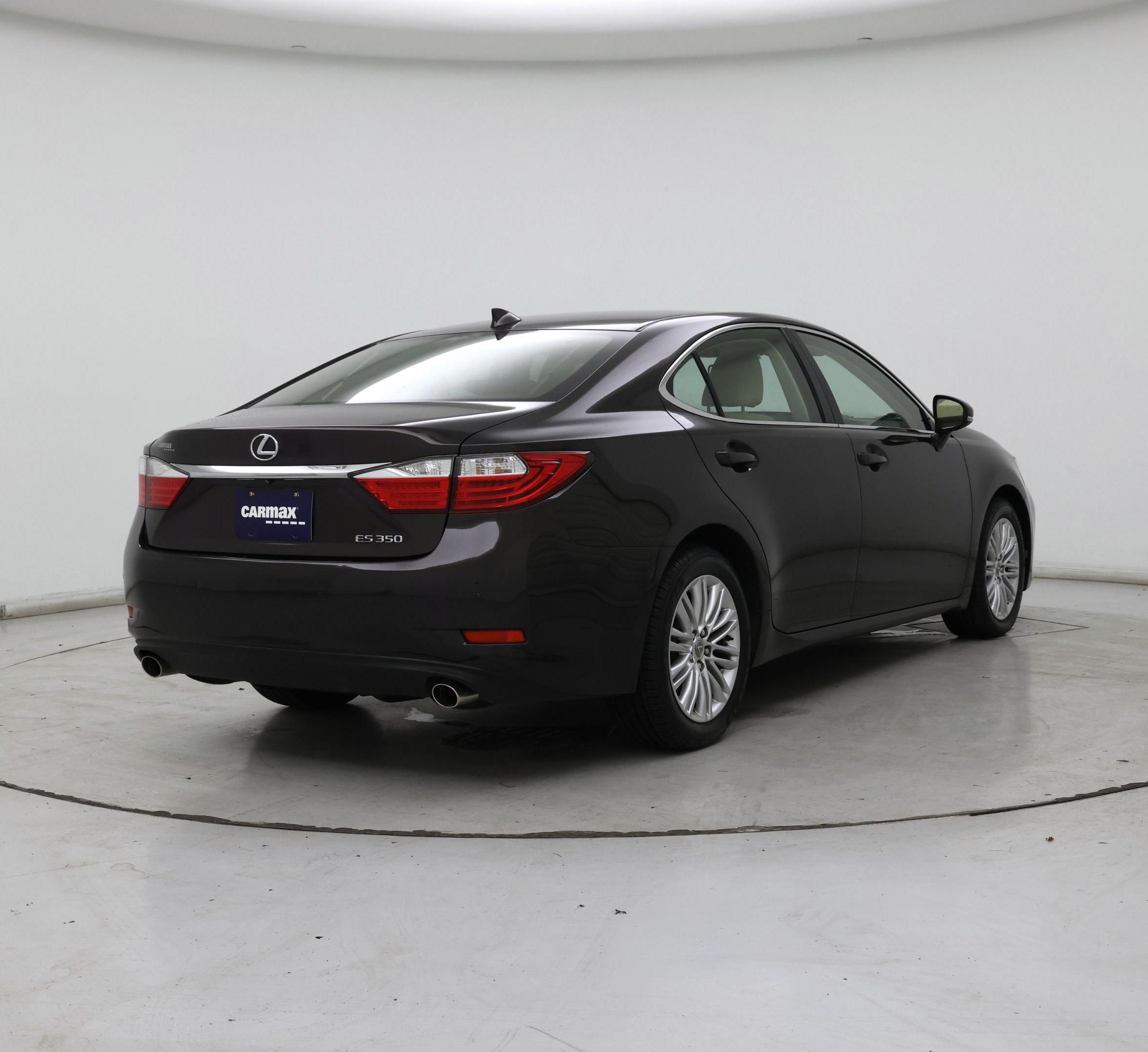 Thumbnail: 2015 Lexus ES - 8