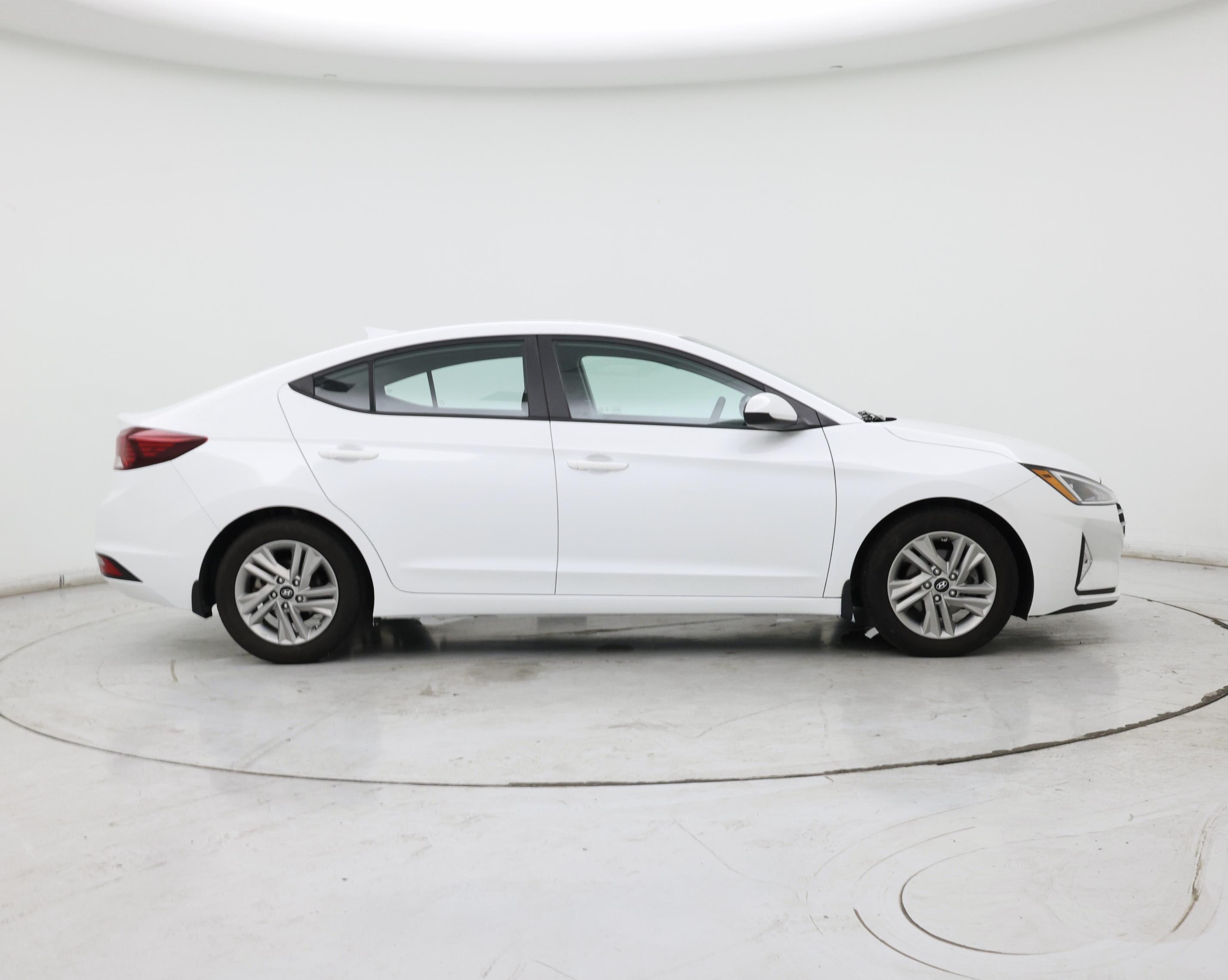 Thumbnail: 2020 Hyundai Elantra - 7