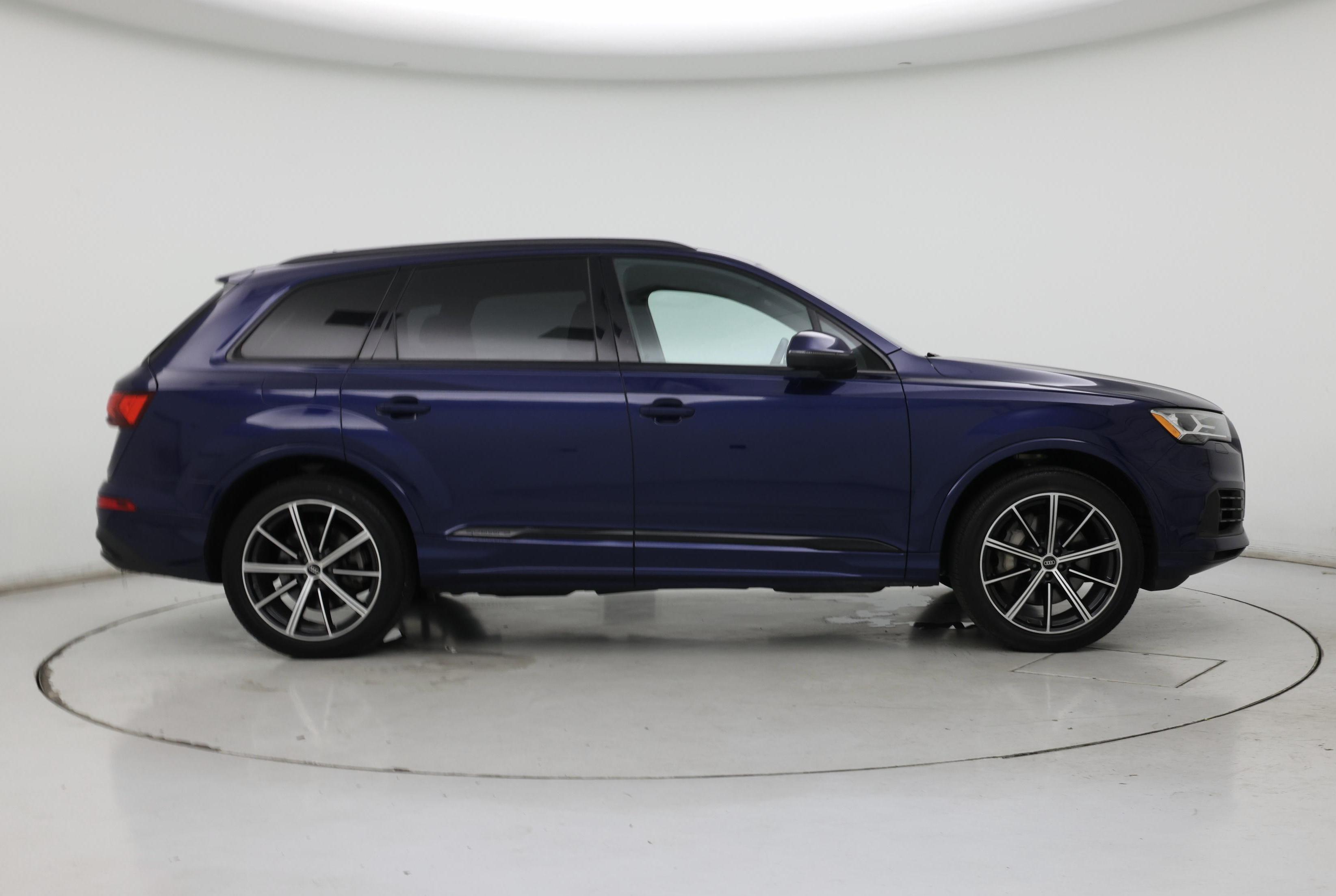 Thumbnail: 2022 Audi Q7 - 7