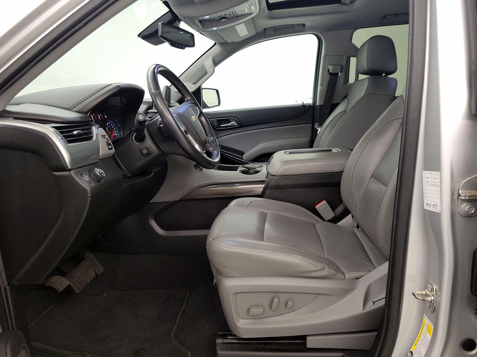 Thumbnail: 2019 Chevrolet Tahoe - 11