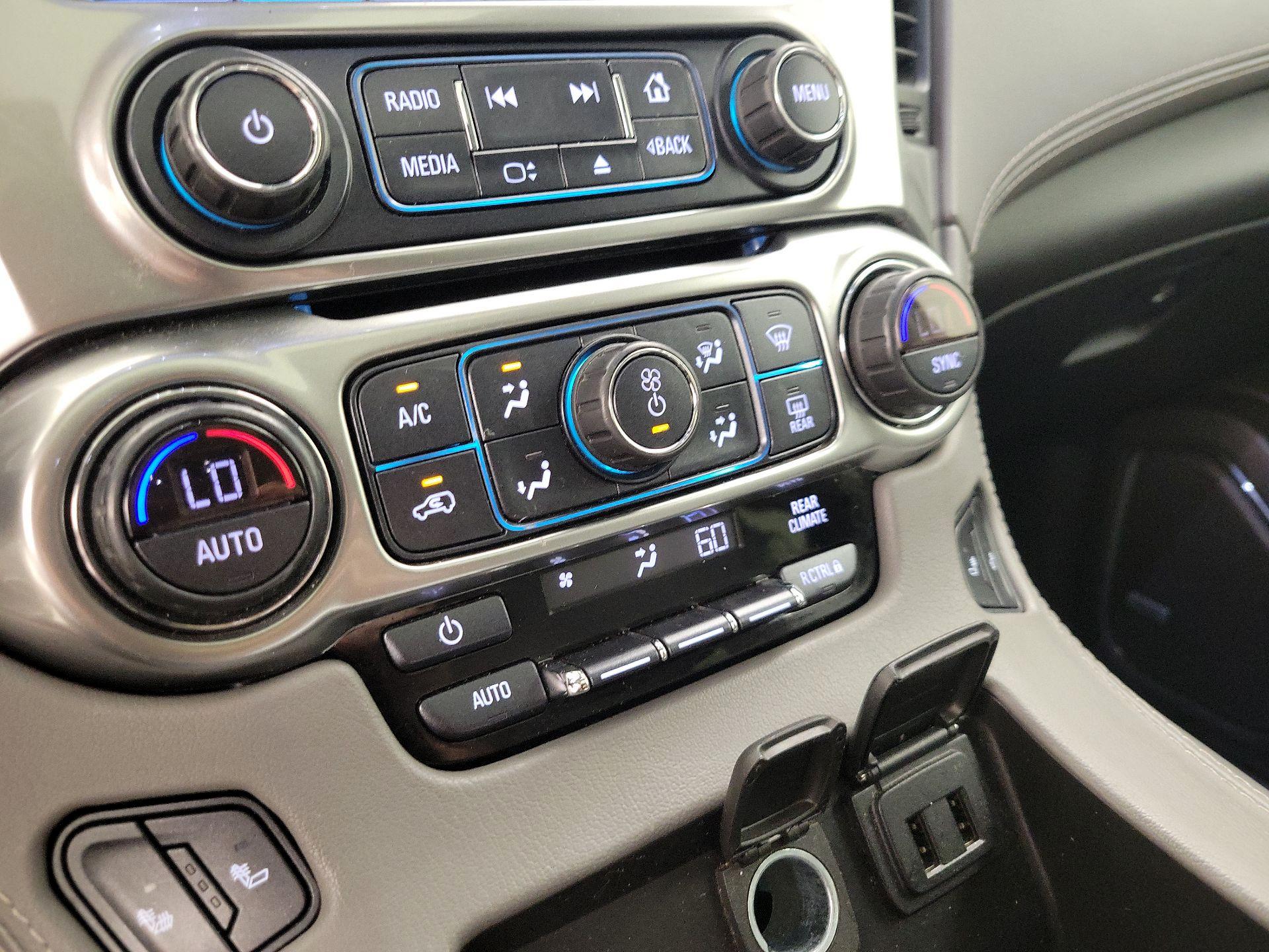 Thumbnail: 2019 Chevrolet Tahoe - 17