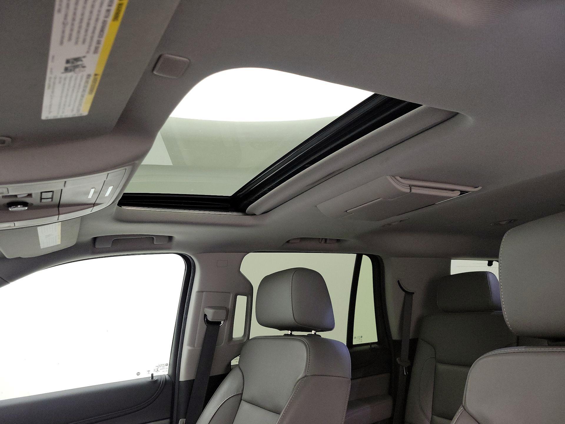 Thumbnail: 2019 Chevrolet Tahoe - 20