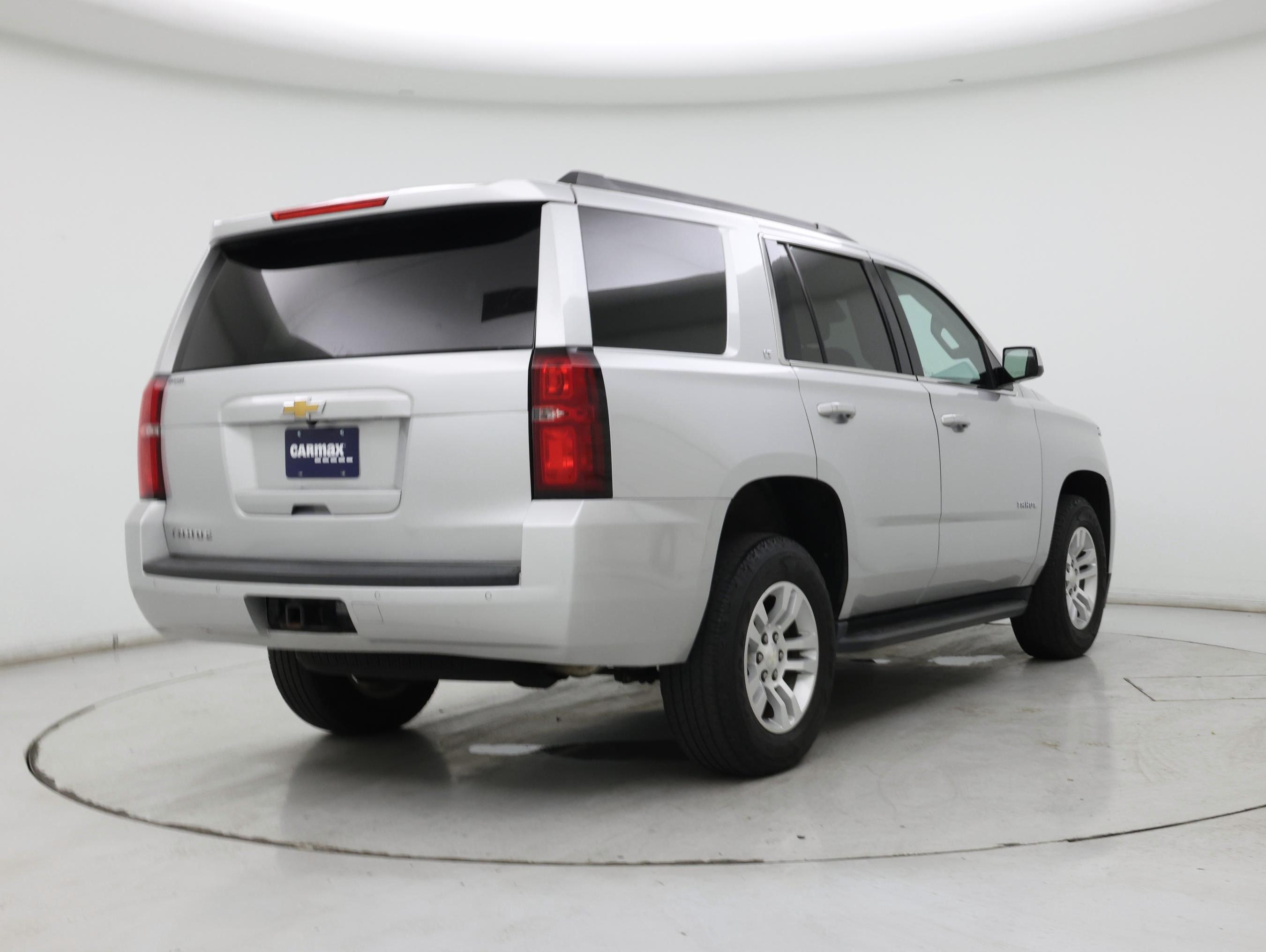 Thumbnail: 2019 Chevrolet Tahoe - 8