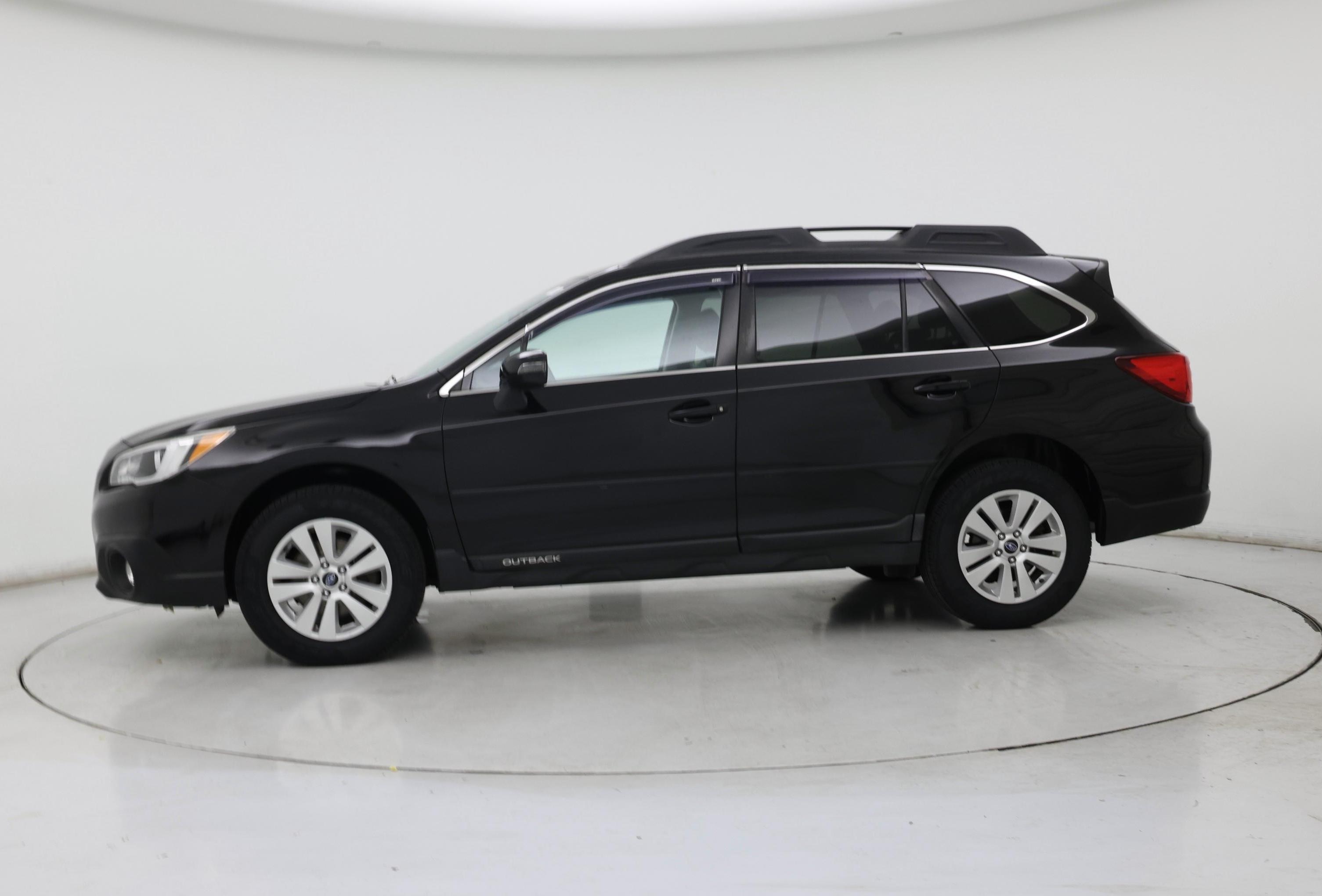 Thumbnail: 2017 Subaru Outback - 3