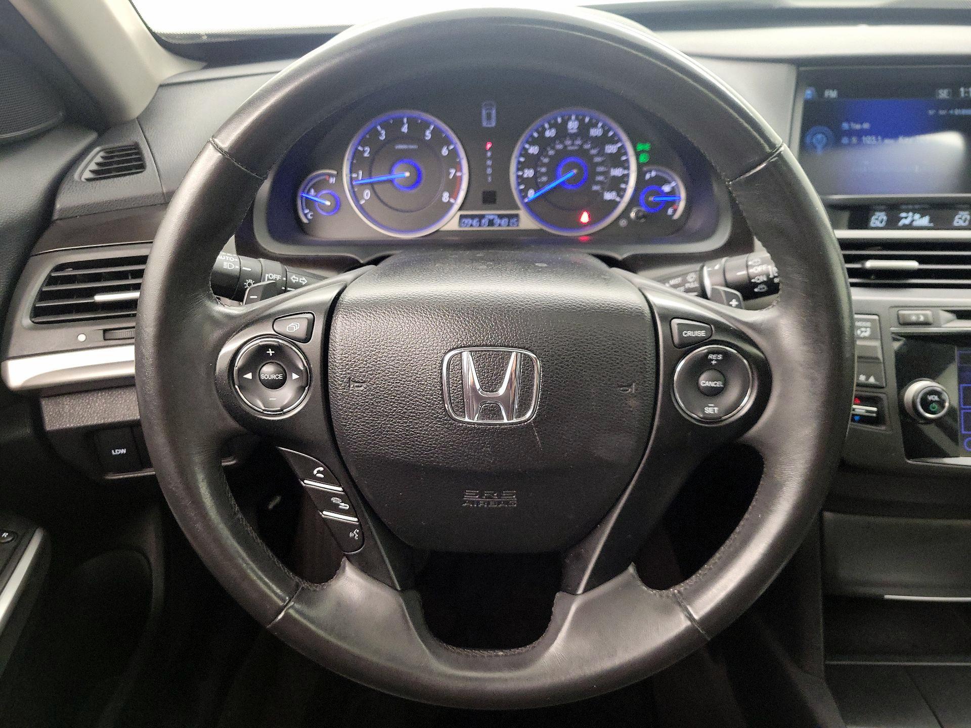 Thumbnail: 2015 Honda Accord Crosstour - 10
