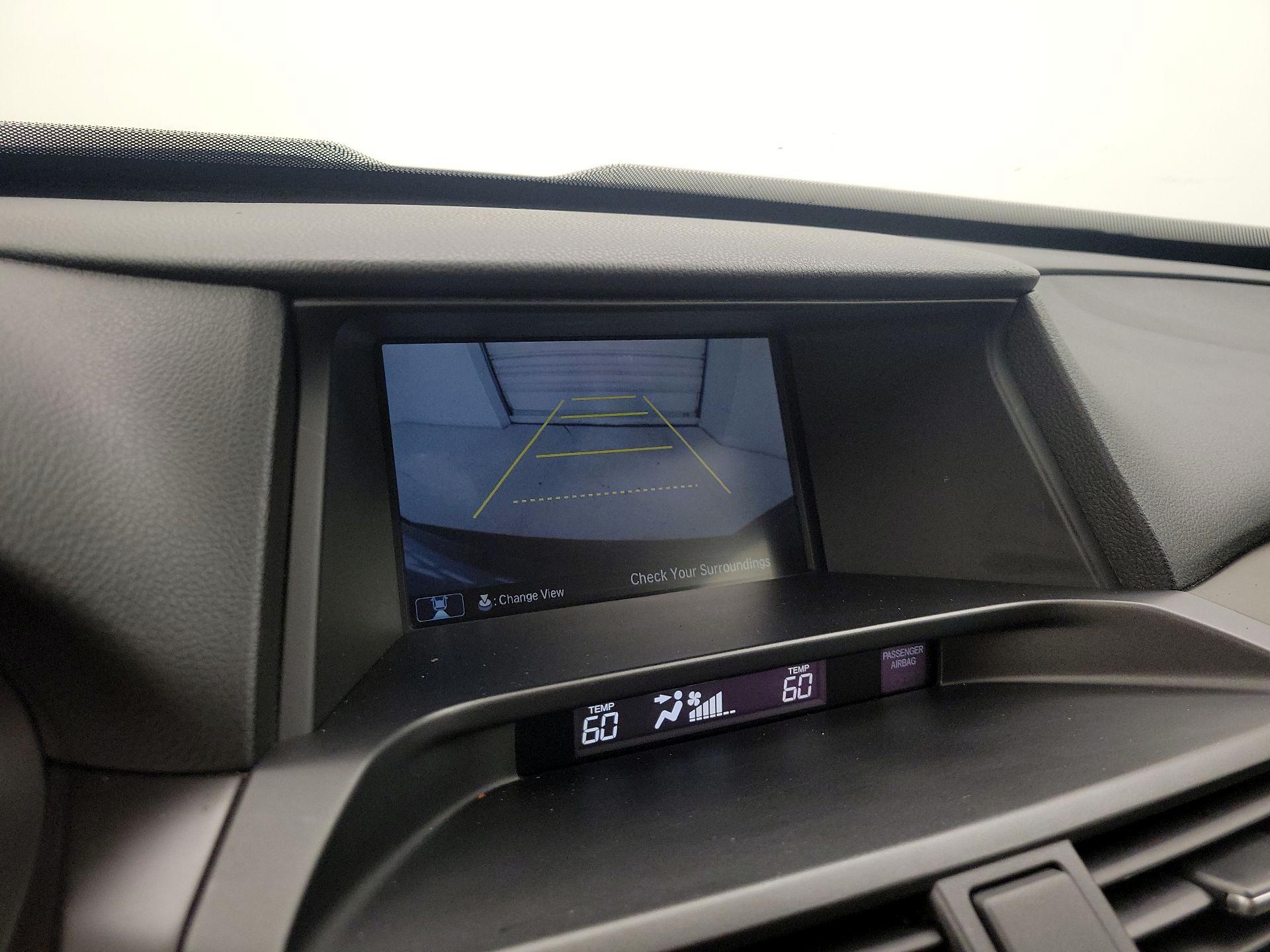Thumbnail: 2015 Honda Accord Crosstour - 14