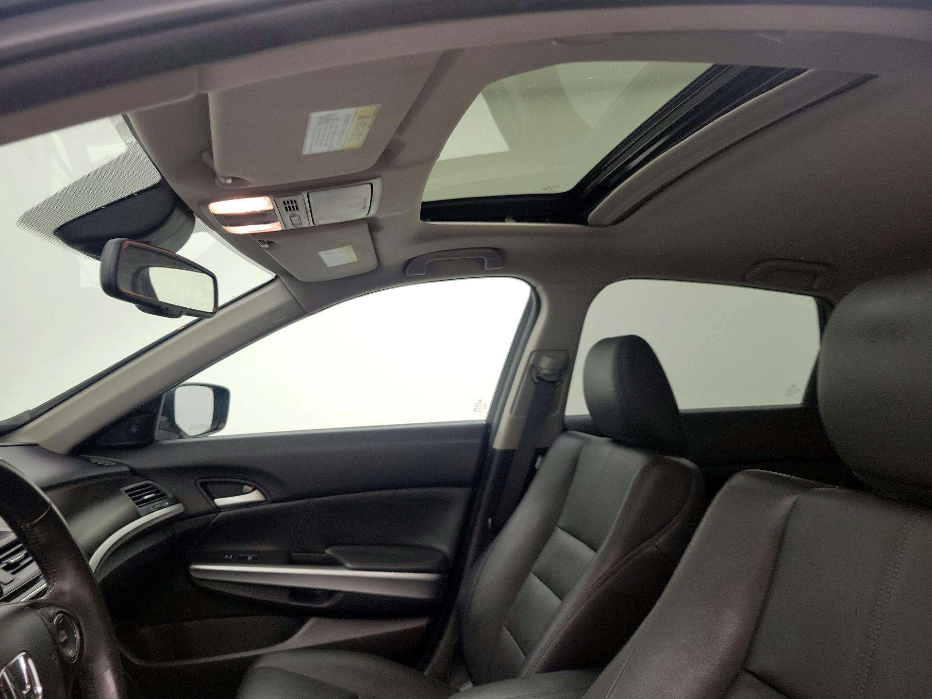 Thumbnail: 2015 Honda Accord Crosstour - 19