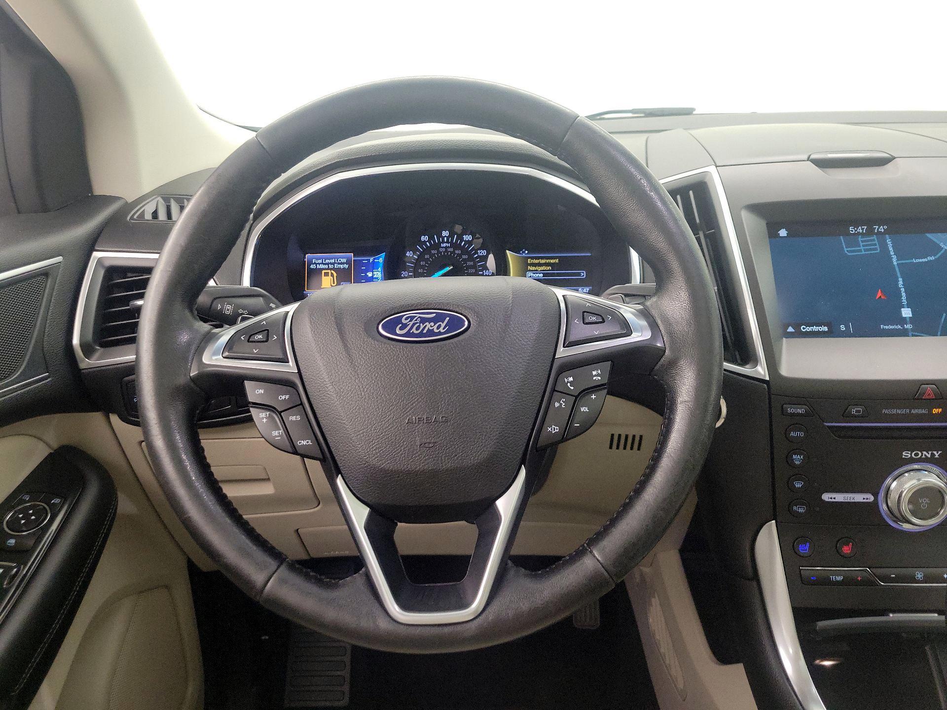 Thumbnail: 2017 Ford Edge - 10