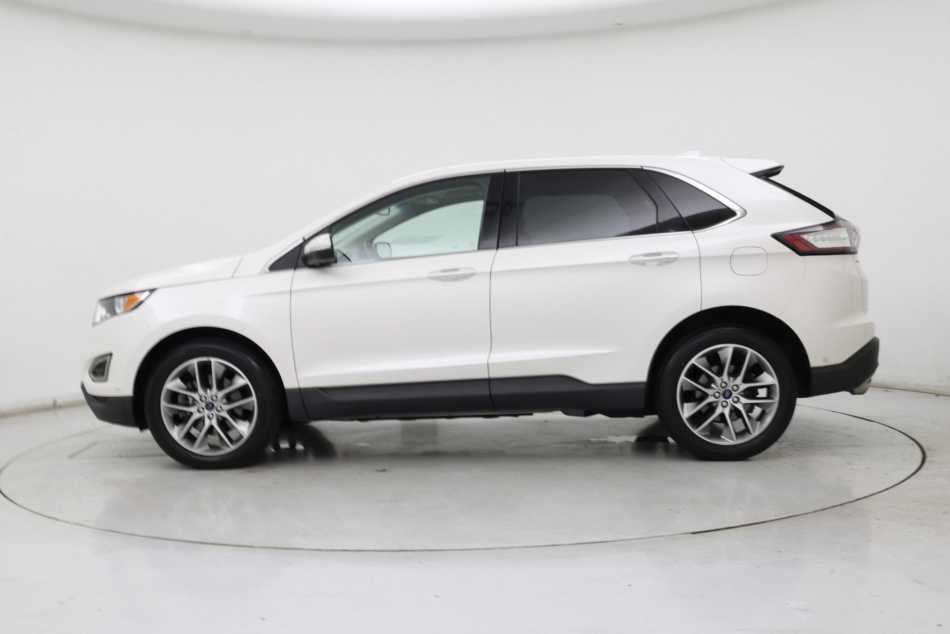 Thumbnail: 2017 Ford Edge - 3